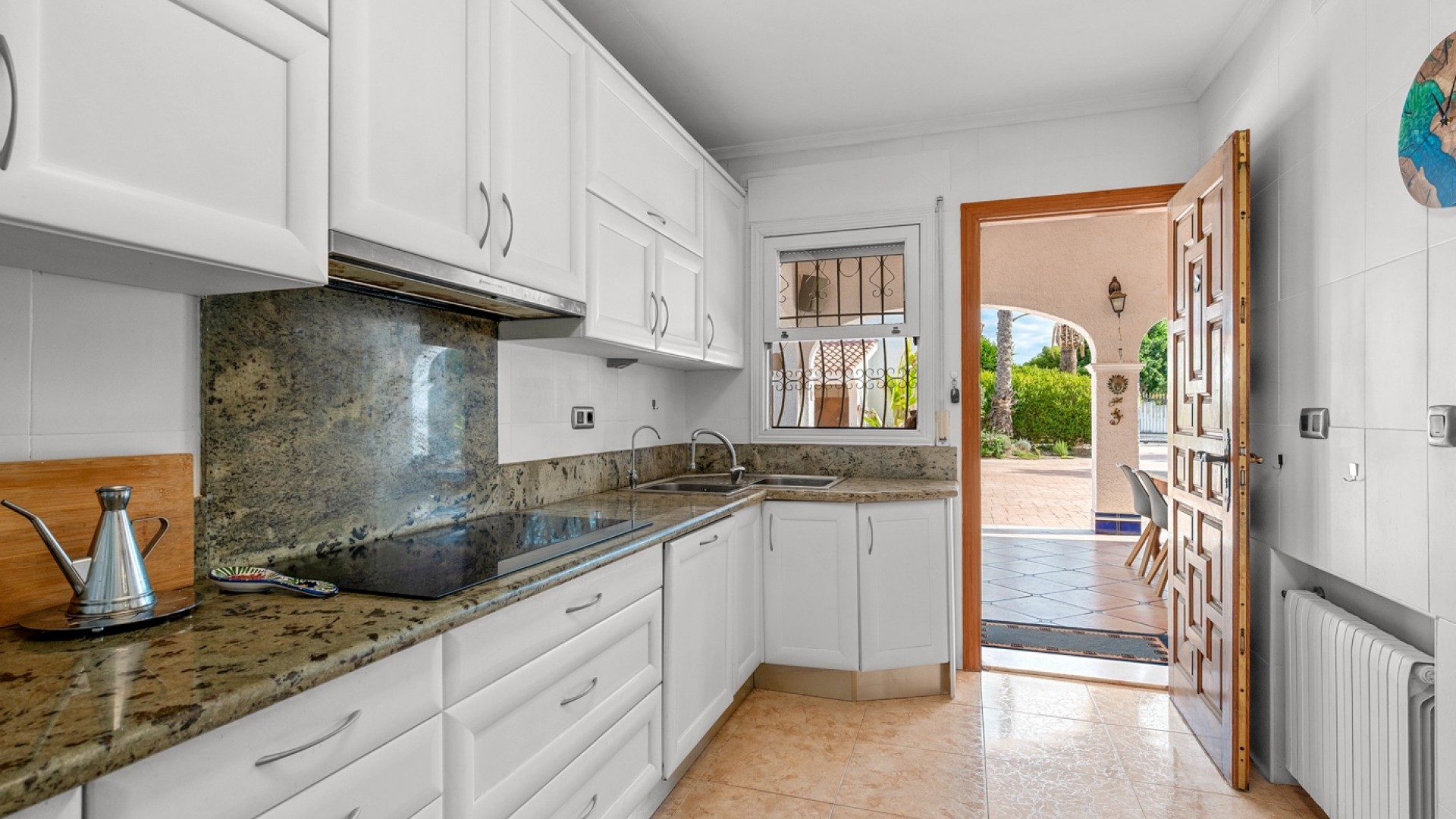 Videresalg - Fritliggende villa -
Elche - Elche/Elx