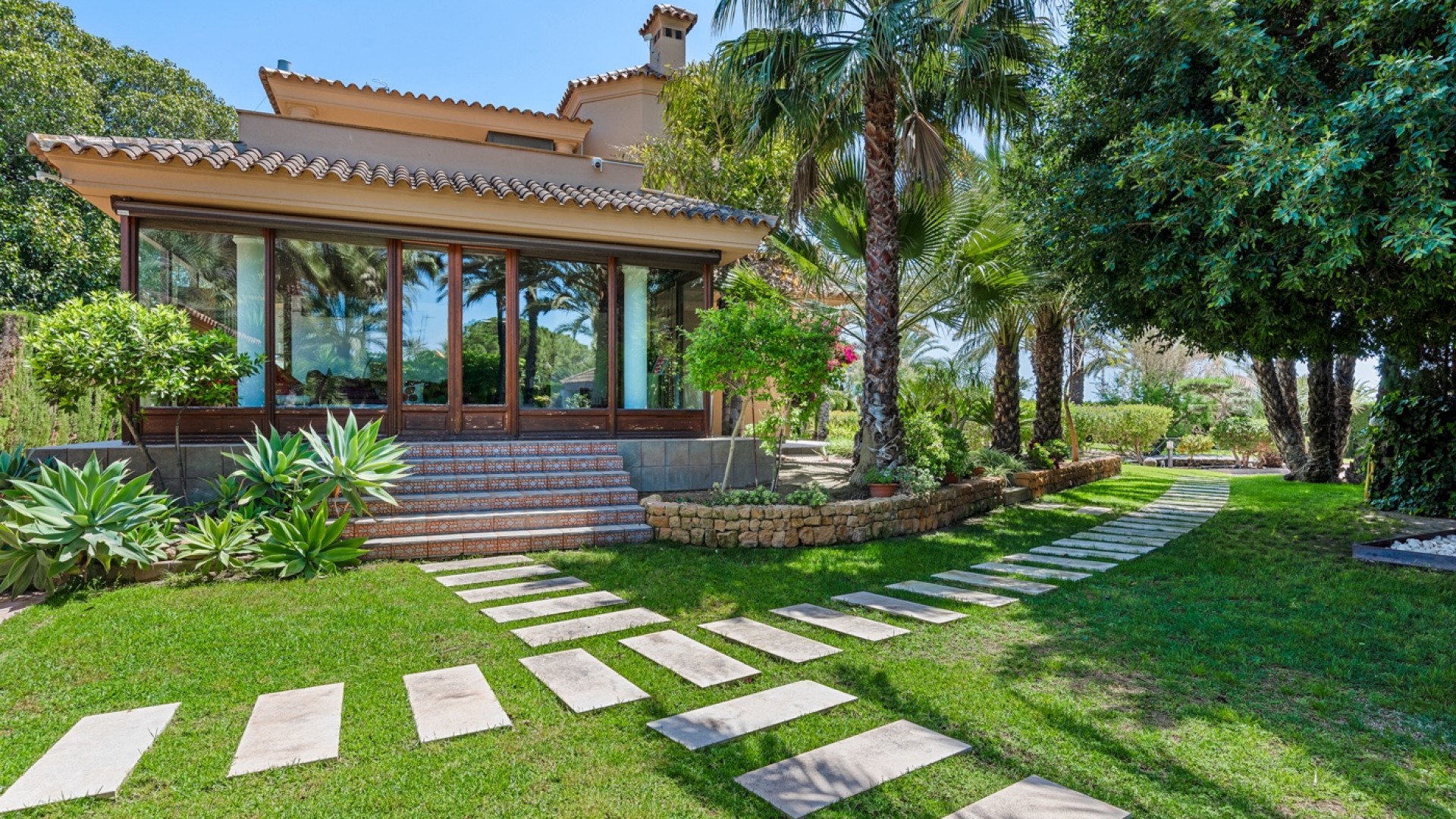 Videresalg - Fritliggende villa -
Elche - Elche/Elx