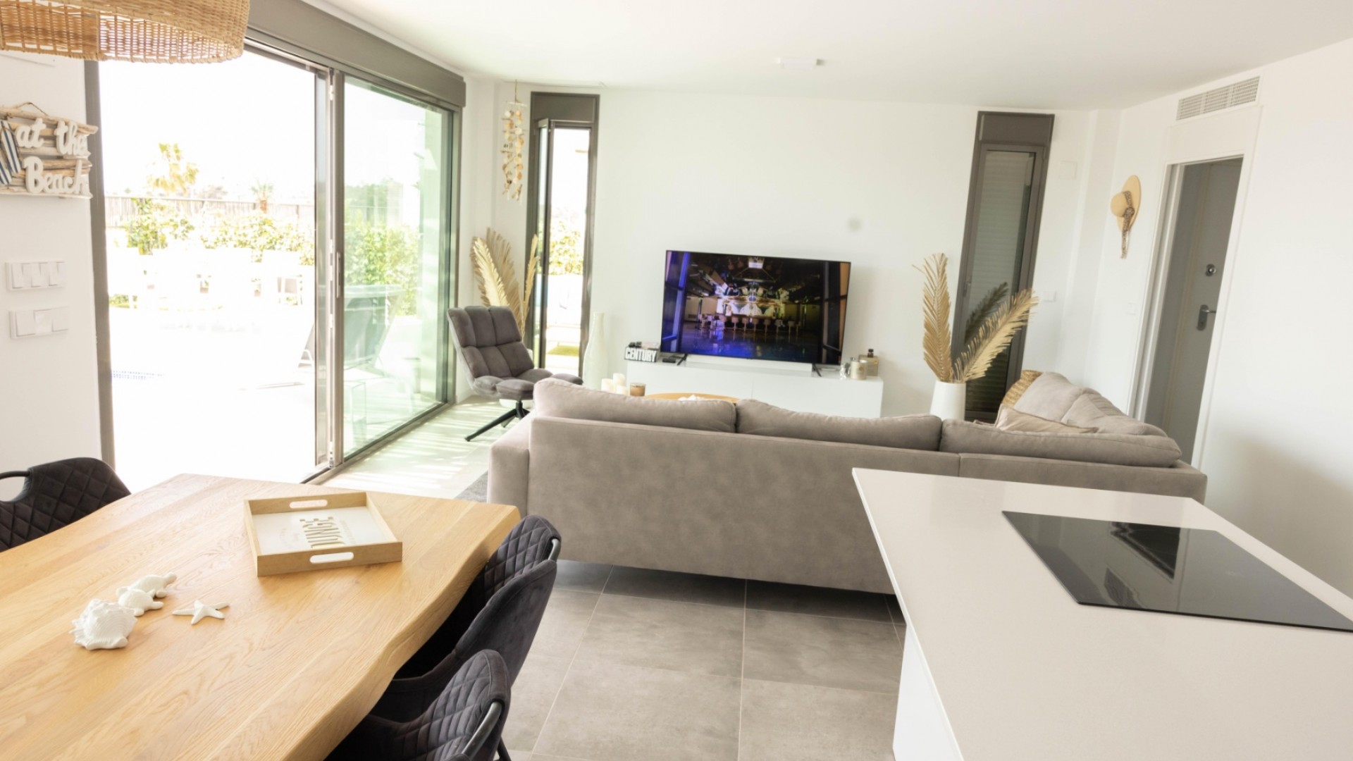 Videresalg - Fritliggende villa -
Finestrat - Urbanizaciones