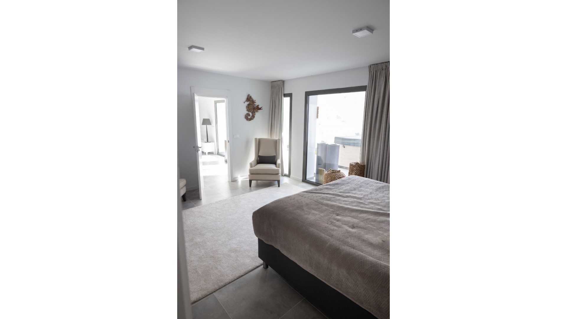 Videresalg - Fritliggende villa -
Finestrat - Urbanizaciones