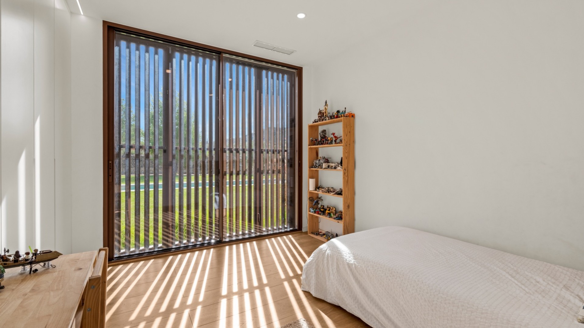 Videresalg - Fritliggende villa -
Finestrat