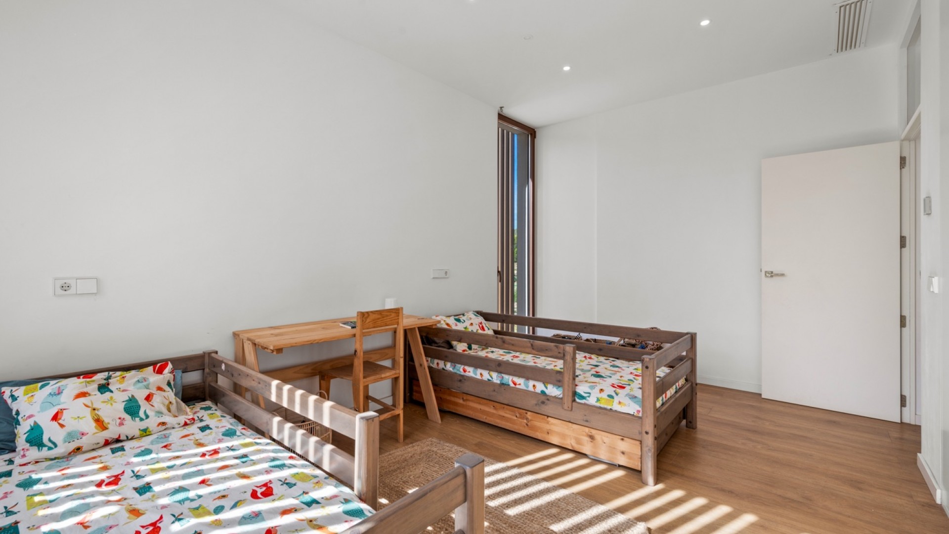 Videresalg - Fritliggende villa -
Finestrat