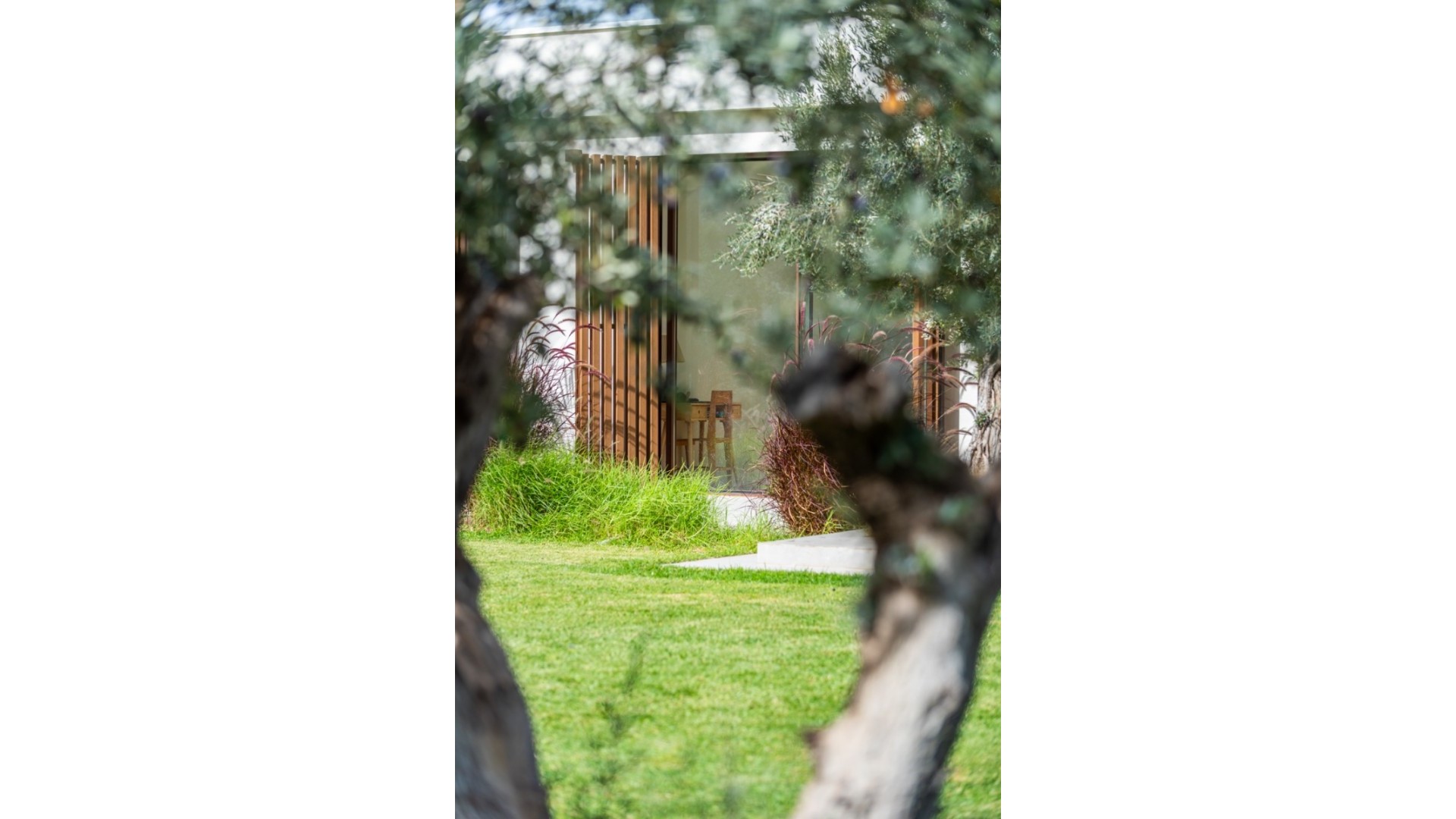 Videresalg - Fritliggende villa -
Finestrat