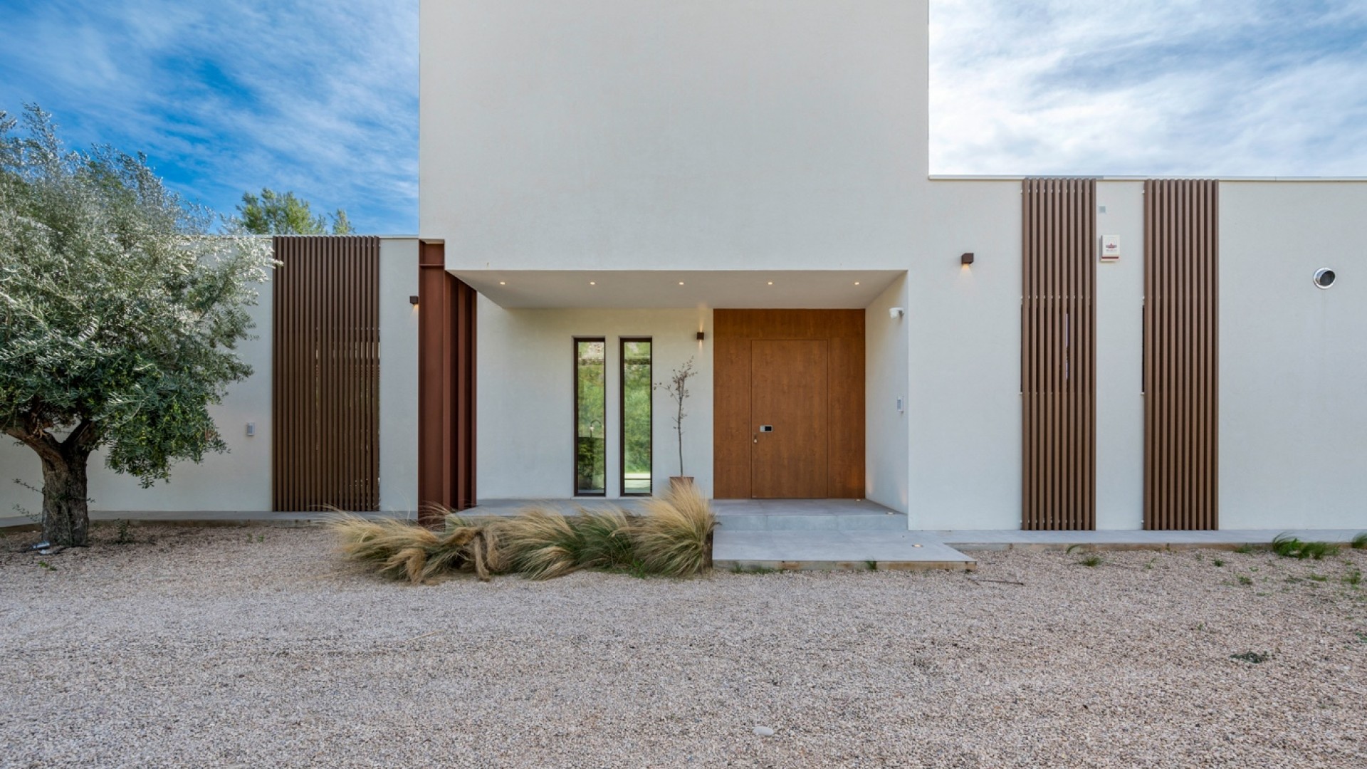 Videresalg - Fritliggende villa -
Finestrat