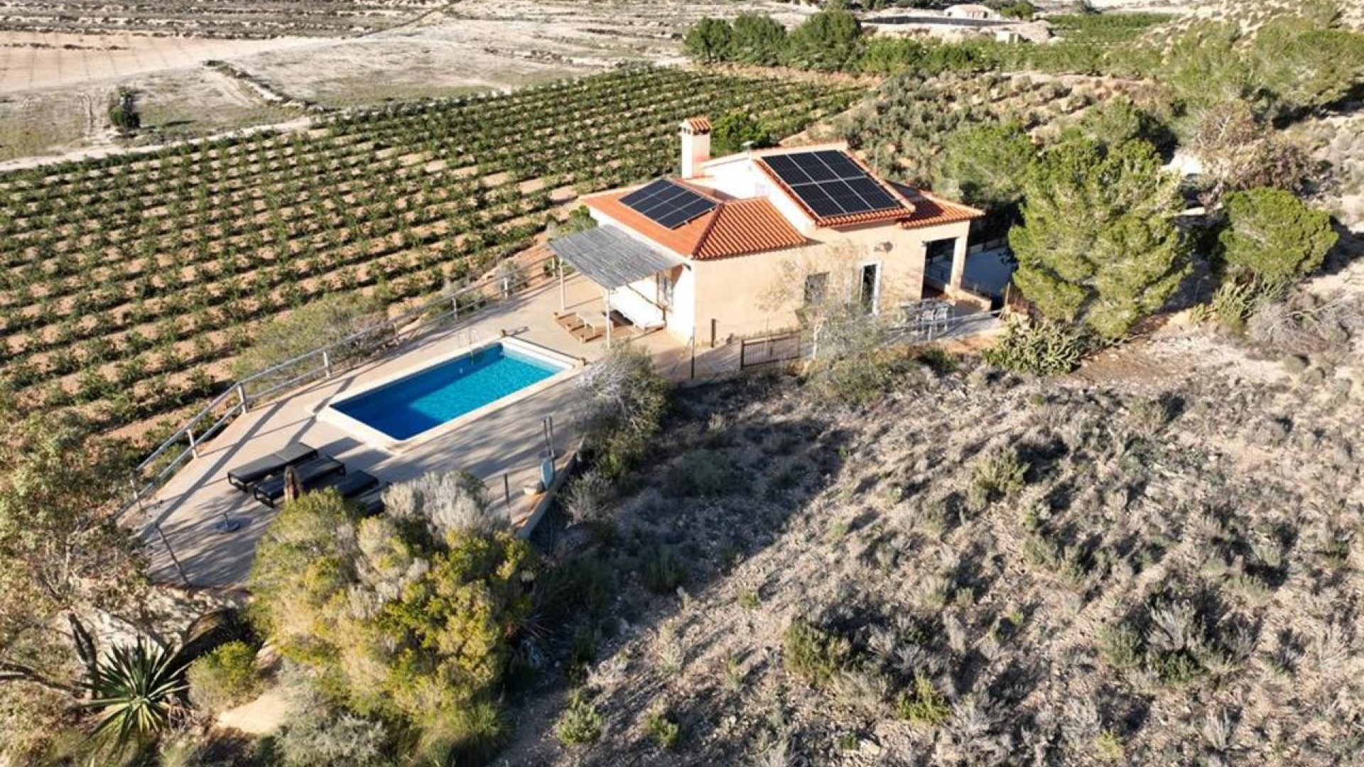 Videresalg - Fritliggende villa -
Gea y Truyols