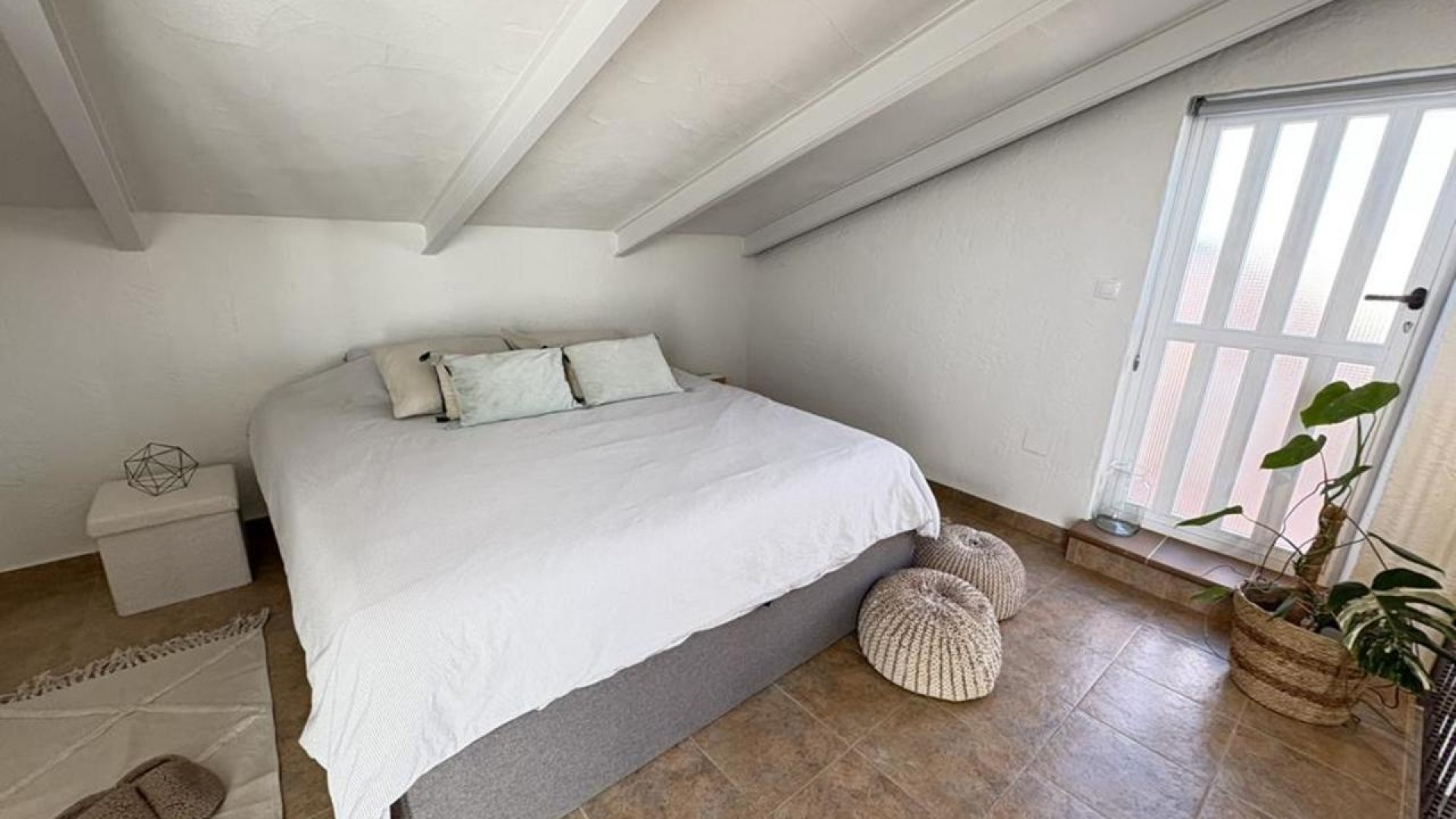 Videresalg - Fritliggende villa -
Gea y Truyols