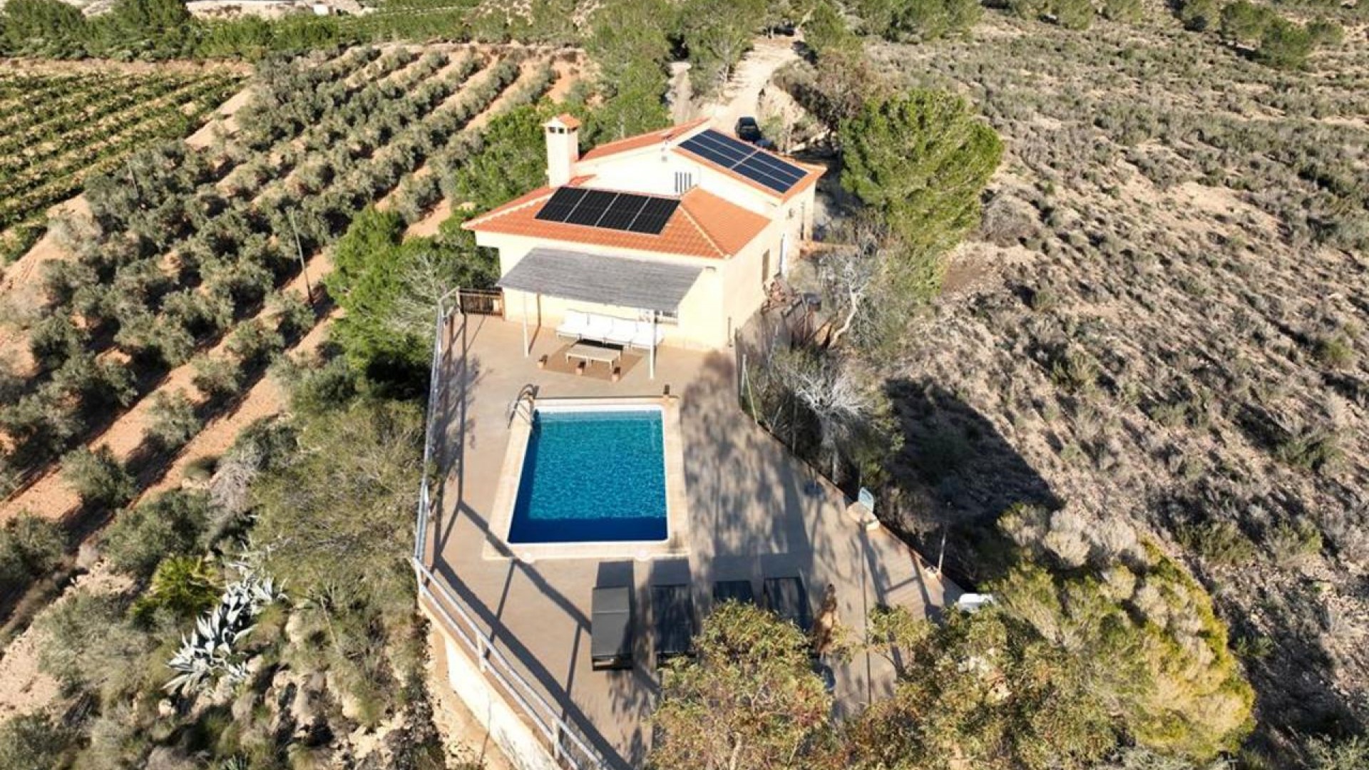 Videresalg - Fritliggende villa -
Gea y Truyols