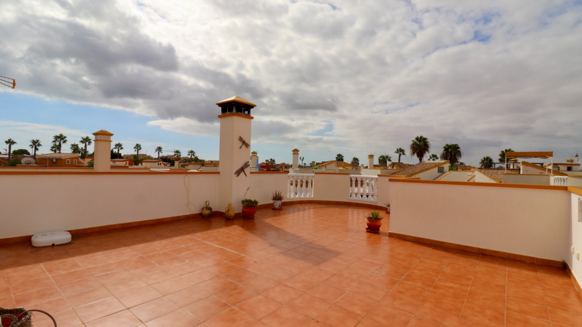 Videresalg - Fritliggende villa -
Guardamar del Segura - El Raso