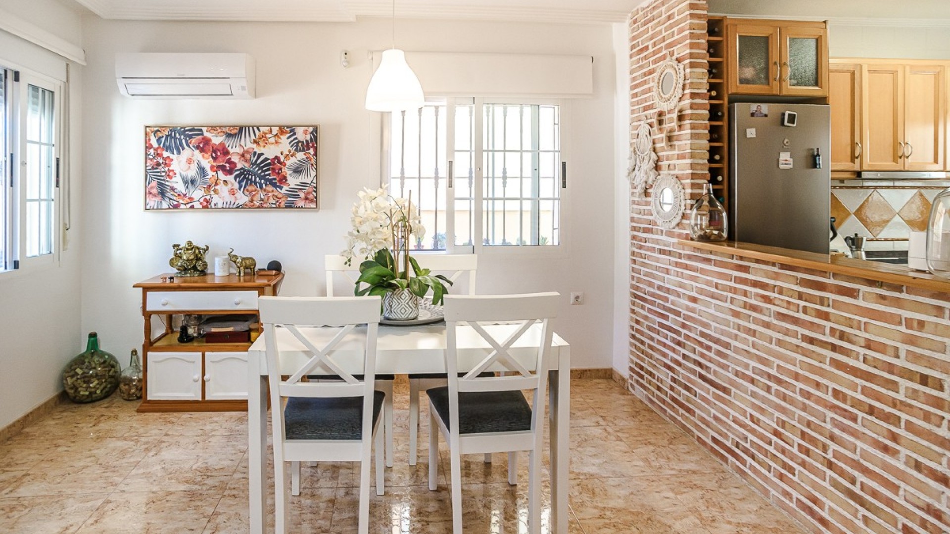 Videresalg - Fritliggende villa -
Guardamar del Segura - El Raso