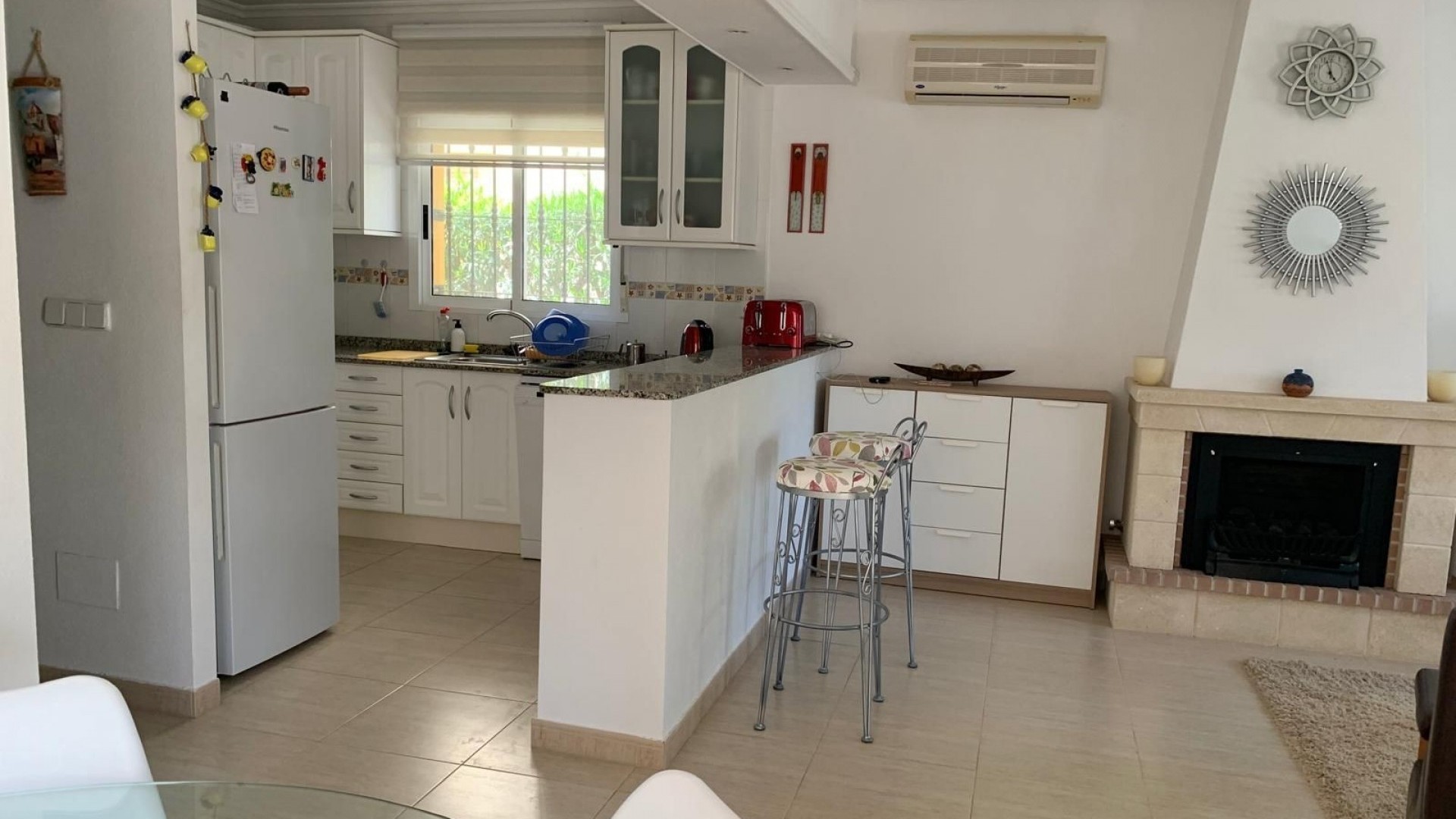 Videresalg - Fritliggende villa -
Guardamar del Segura - Guardamar - El Raso