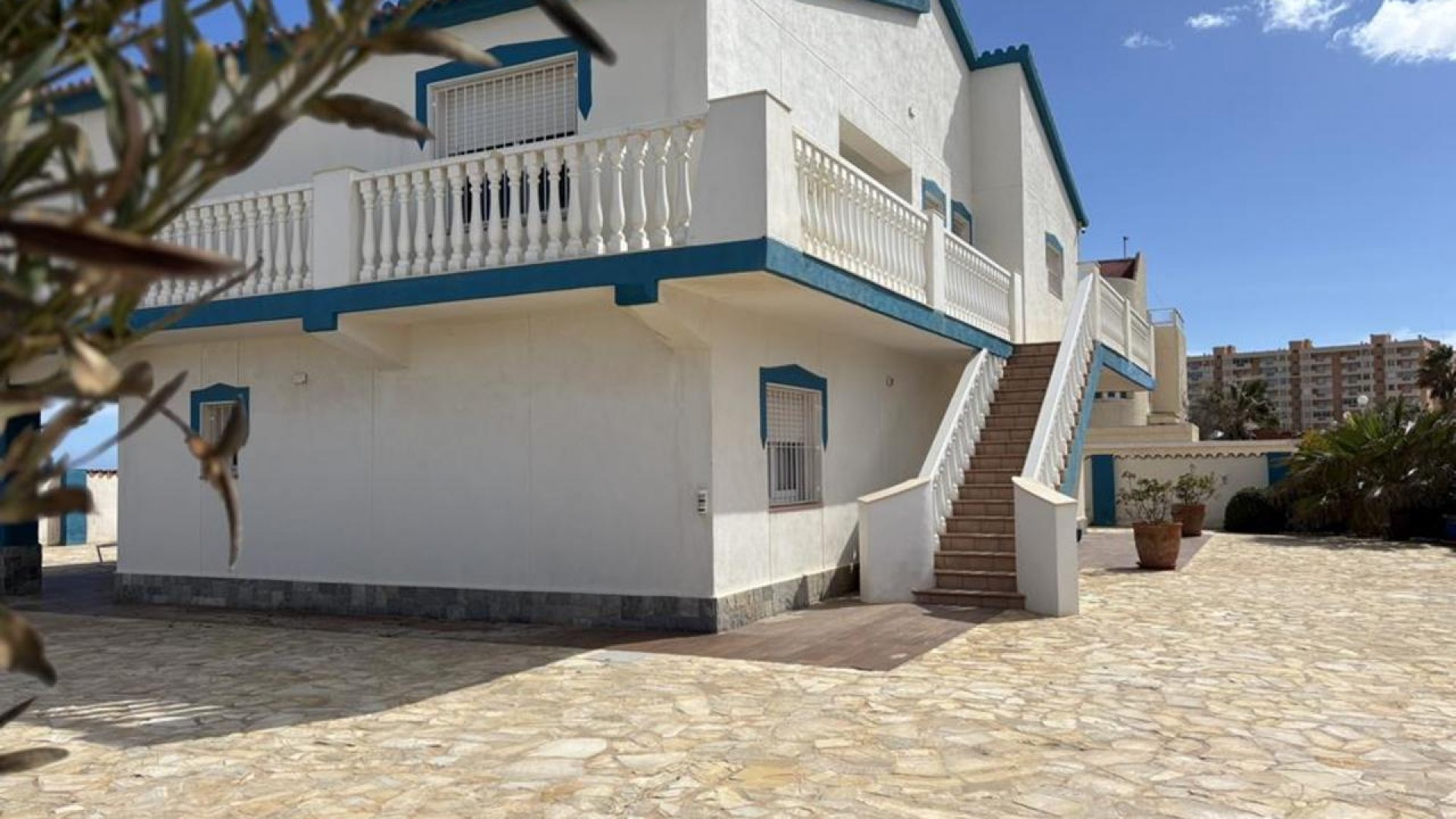 Videresalg - Fritliggende villa -
La Manga del Mar Menor