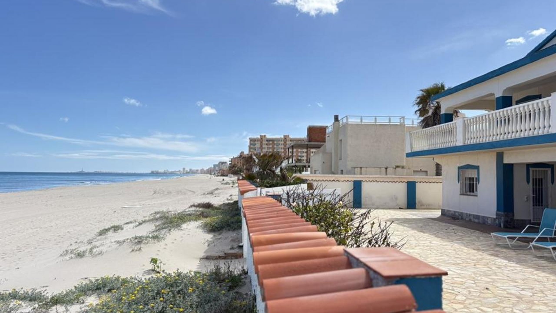 Videresalg - Fritliggende villa -
La Manga del Mar Menor