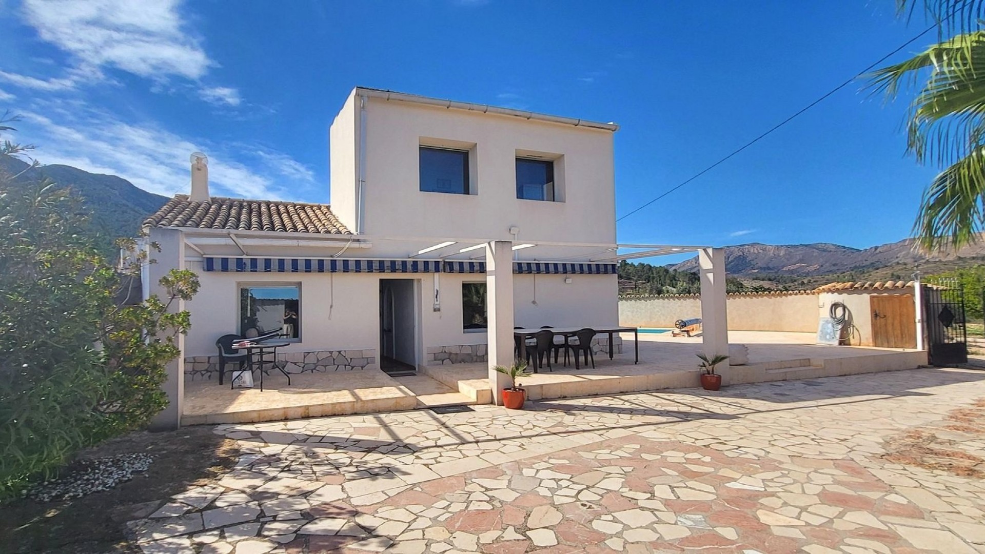 Videresalg - Fritliggende villa -
La Romana