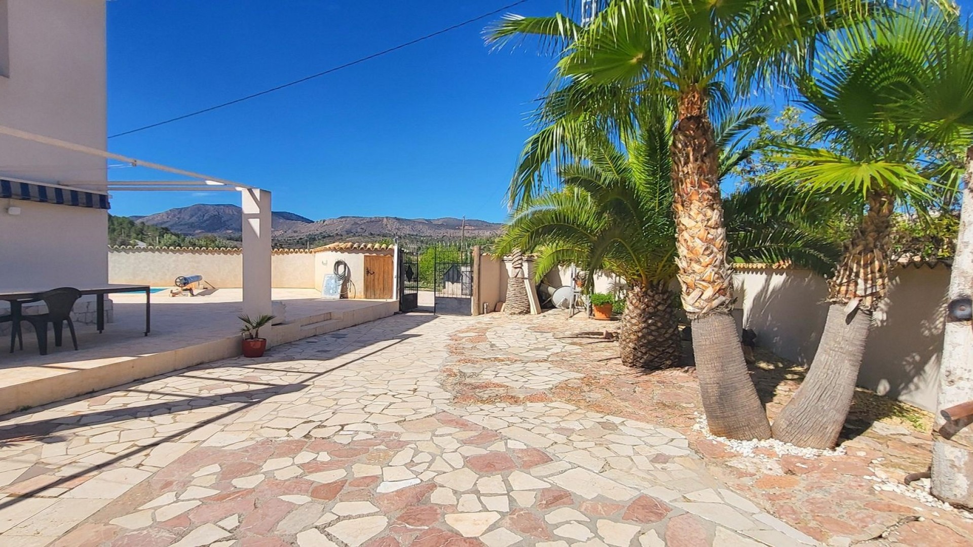 Videresalg - Fritliggende villa -
La Romana