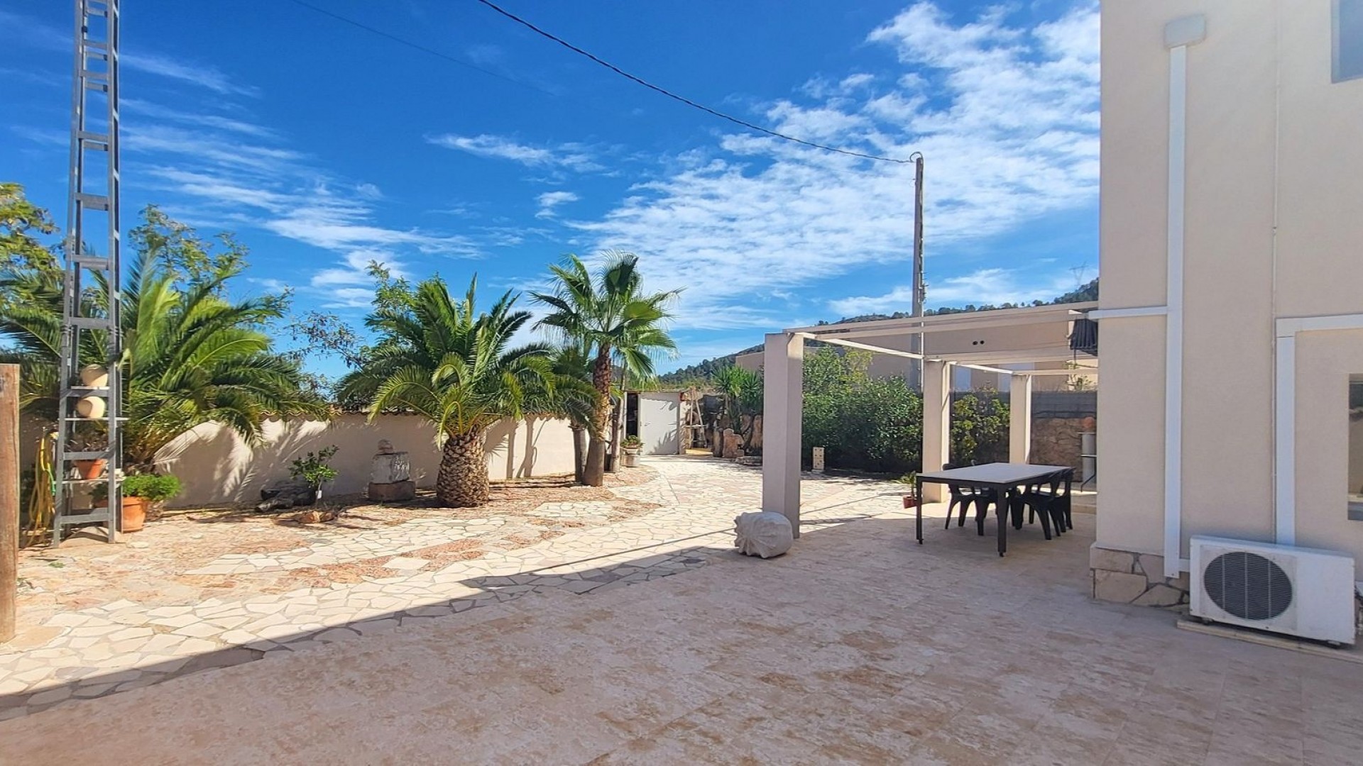 Videresalg - Fritliggende villa -
La Romana