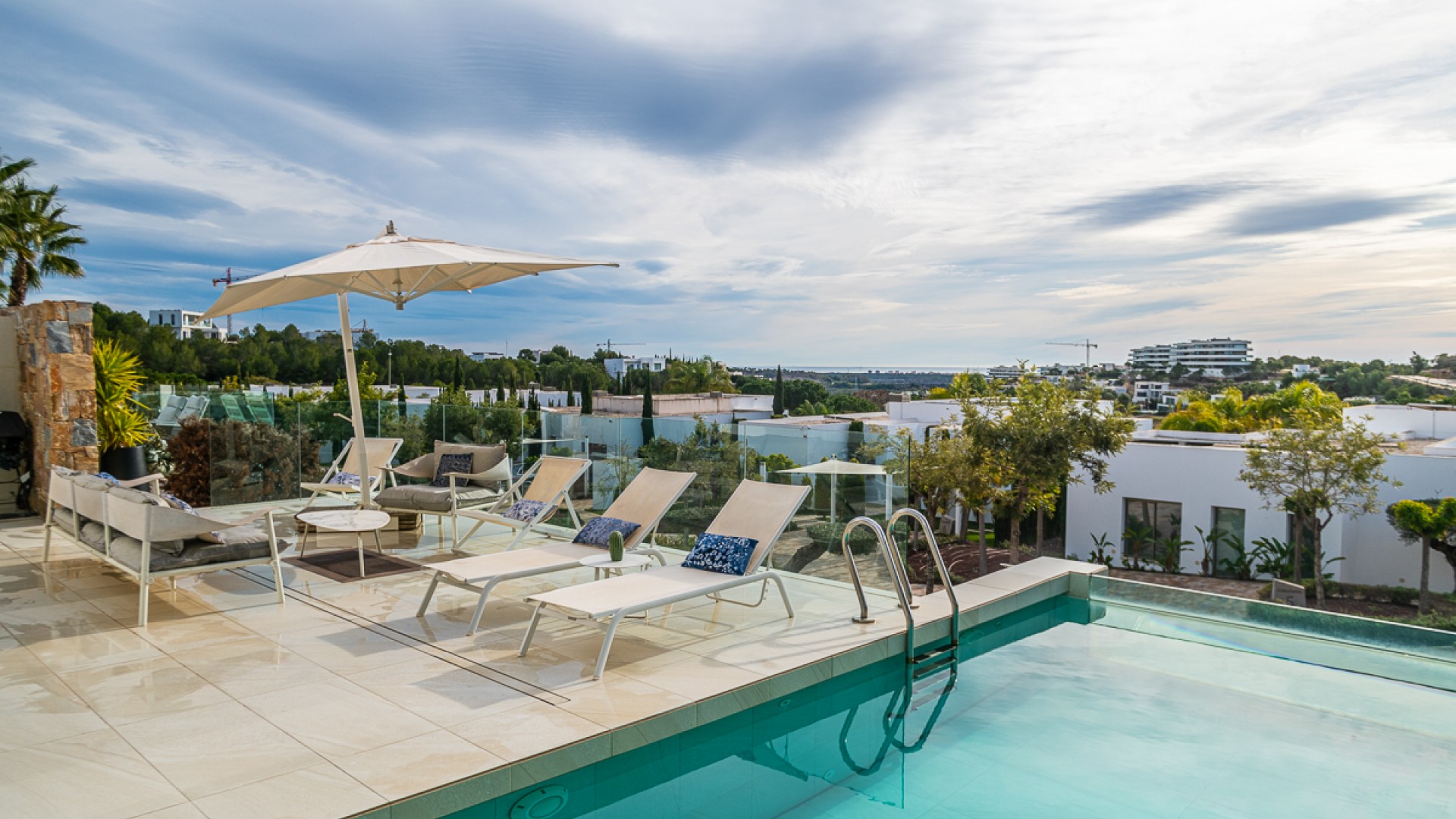 Videresalg - Fritliggende villa -
Las Colinas - Las Colinas Golf Resort