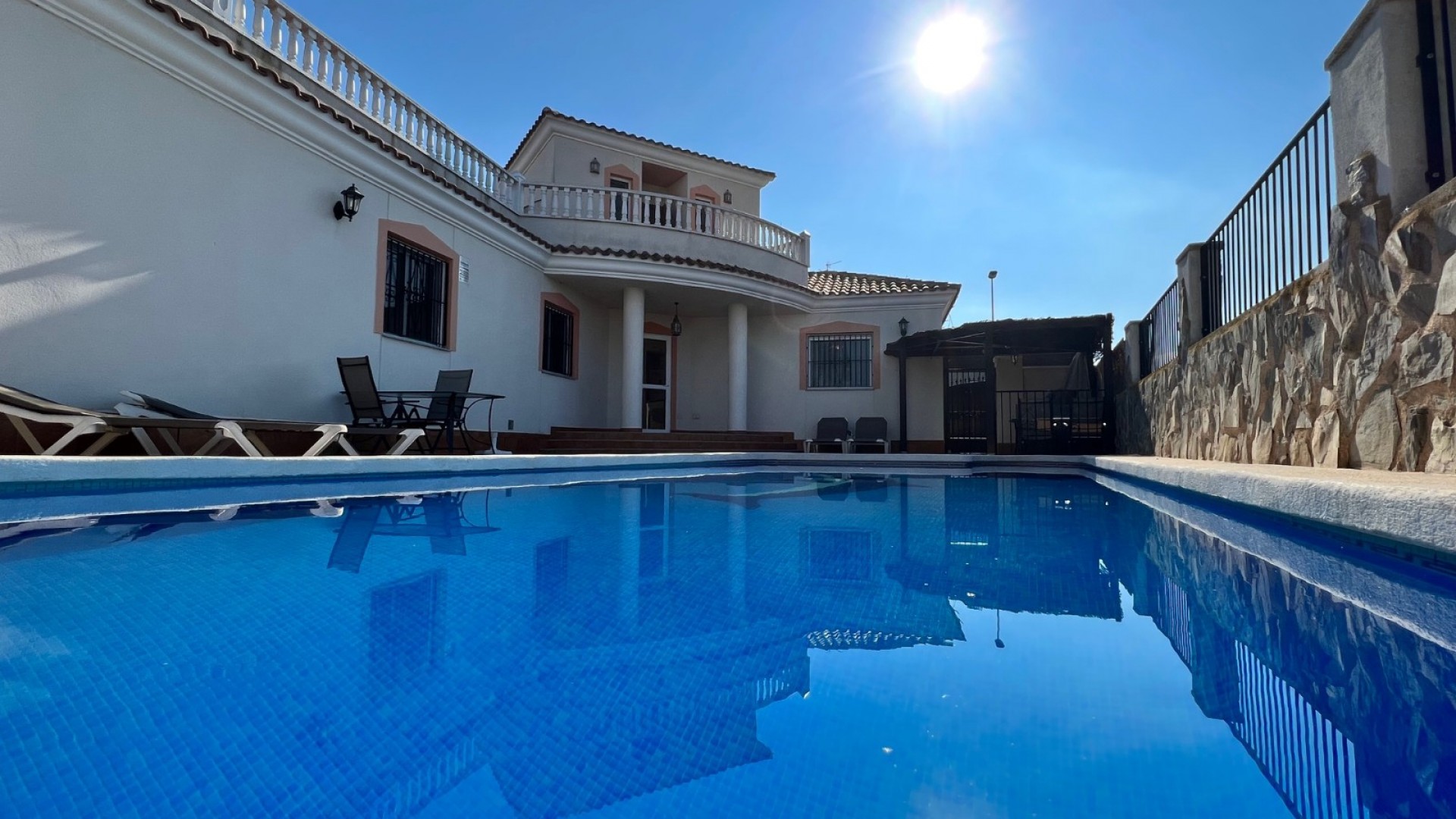 Videresalg - Fritliggende villa -
Los Alcazares - Town