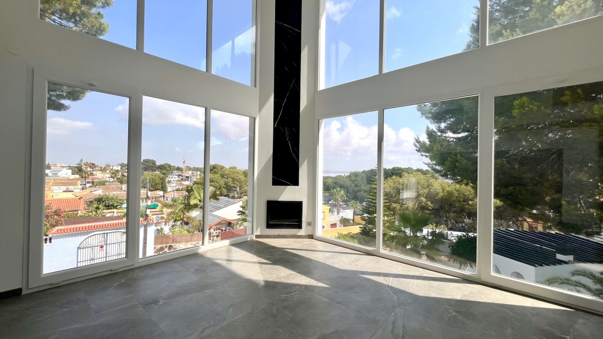 Videresalg - Fritliggende villa -
Los Balcones - Los Altos del Edén - Los Balcones