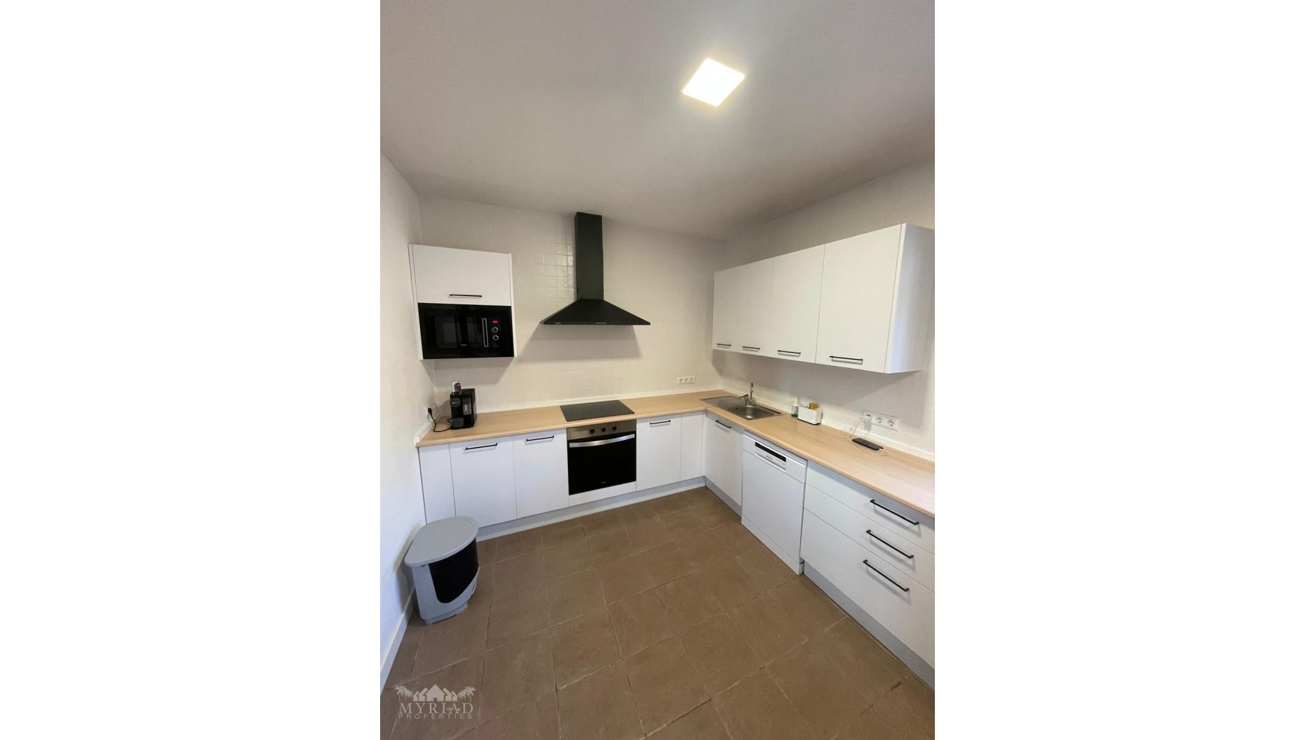 Videresalg - Fritliggende villa -
Macisvenda - Macisvenda Murcia