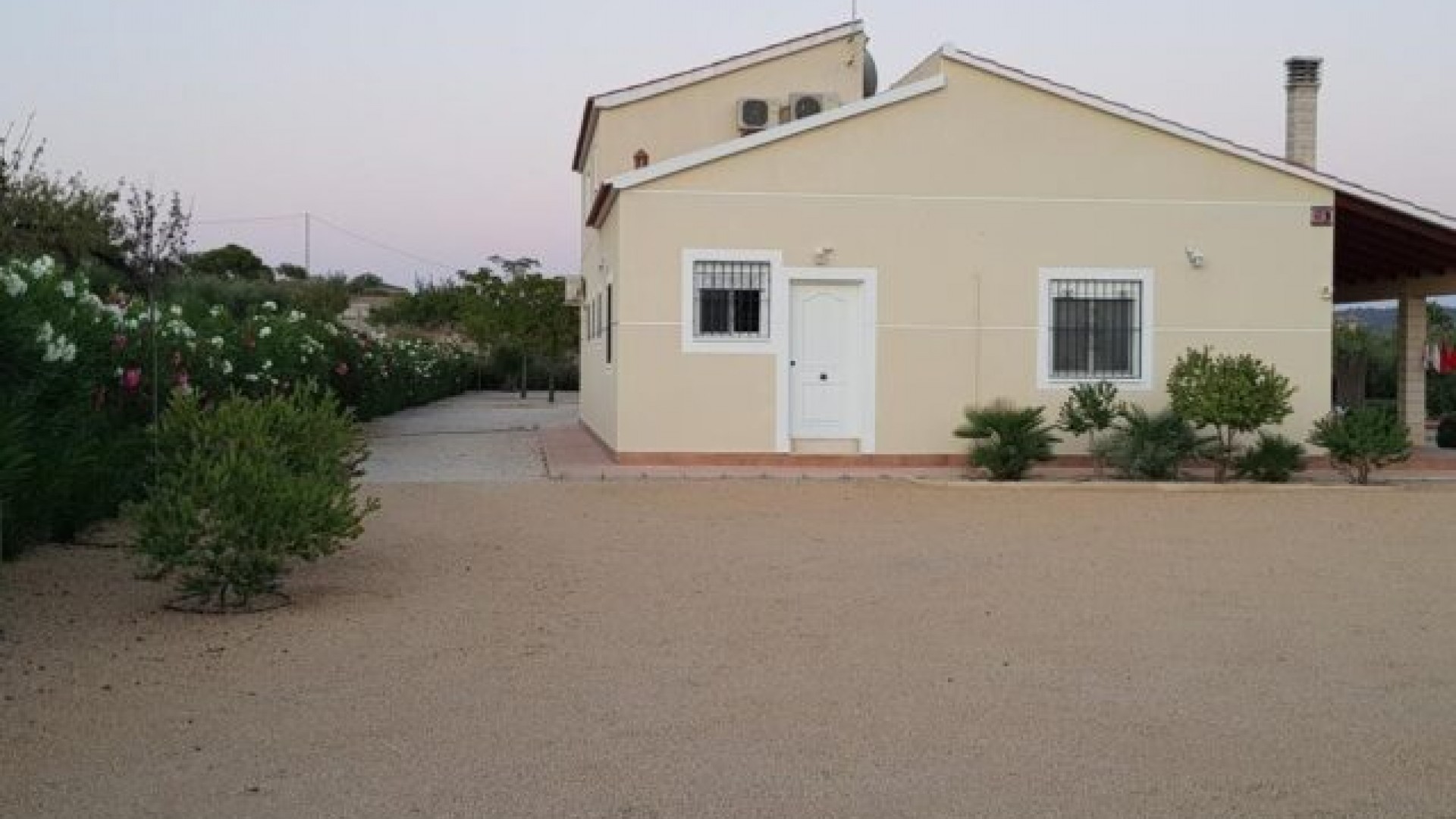 Videresalg - Fritliggende villa -
Macisvenda - MACISVENDA