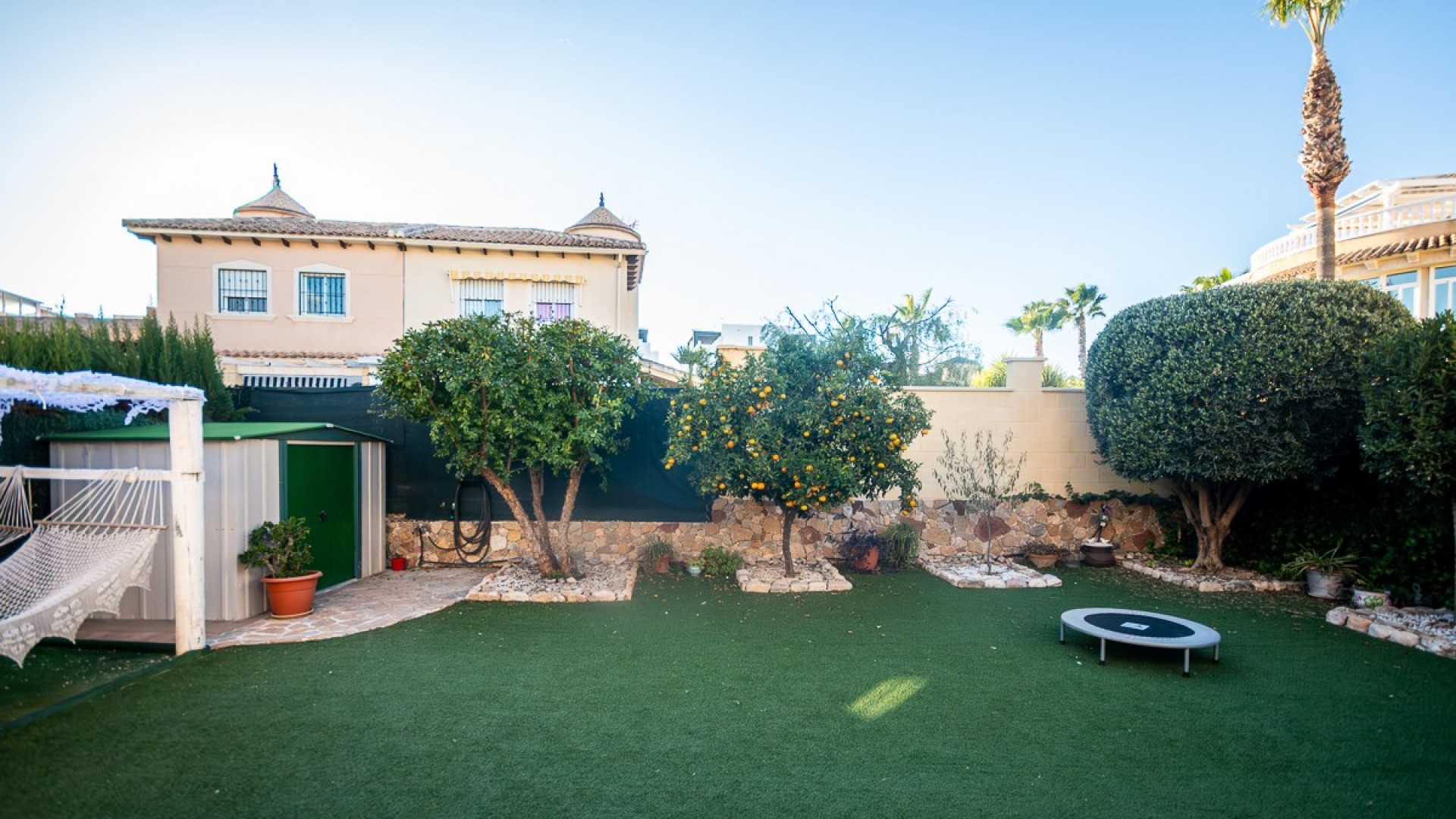 Videresalg - Fritliggende villa -
Orihuela - Benferri