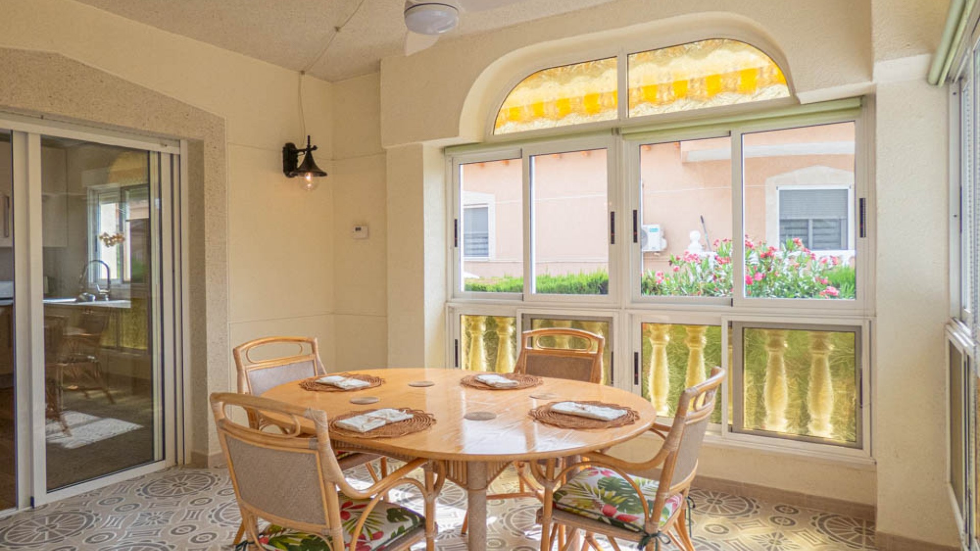 Videresalg - Fritliggende villa -
Orihuela - Benferri