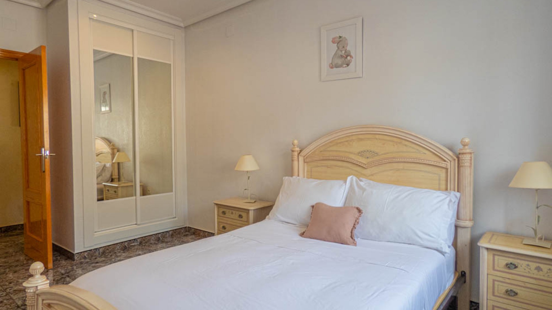 Videresalg - Fritliggende villa -
Orihuela - Benferri