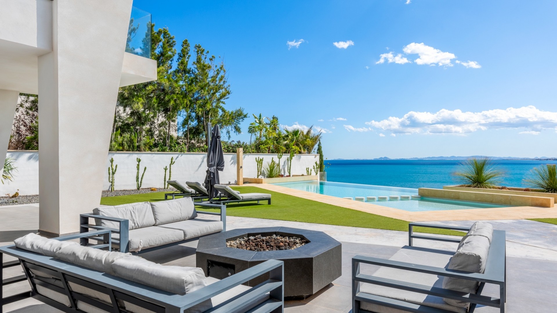 Videresalg - Fritliggende villa -
Orihuela Costa - Cabo Roig