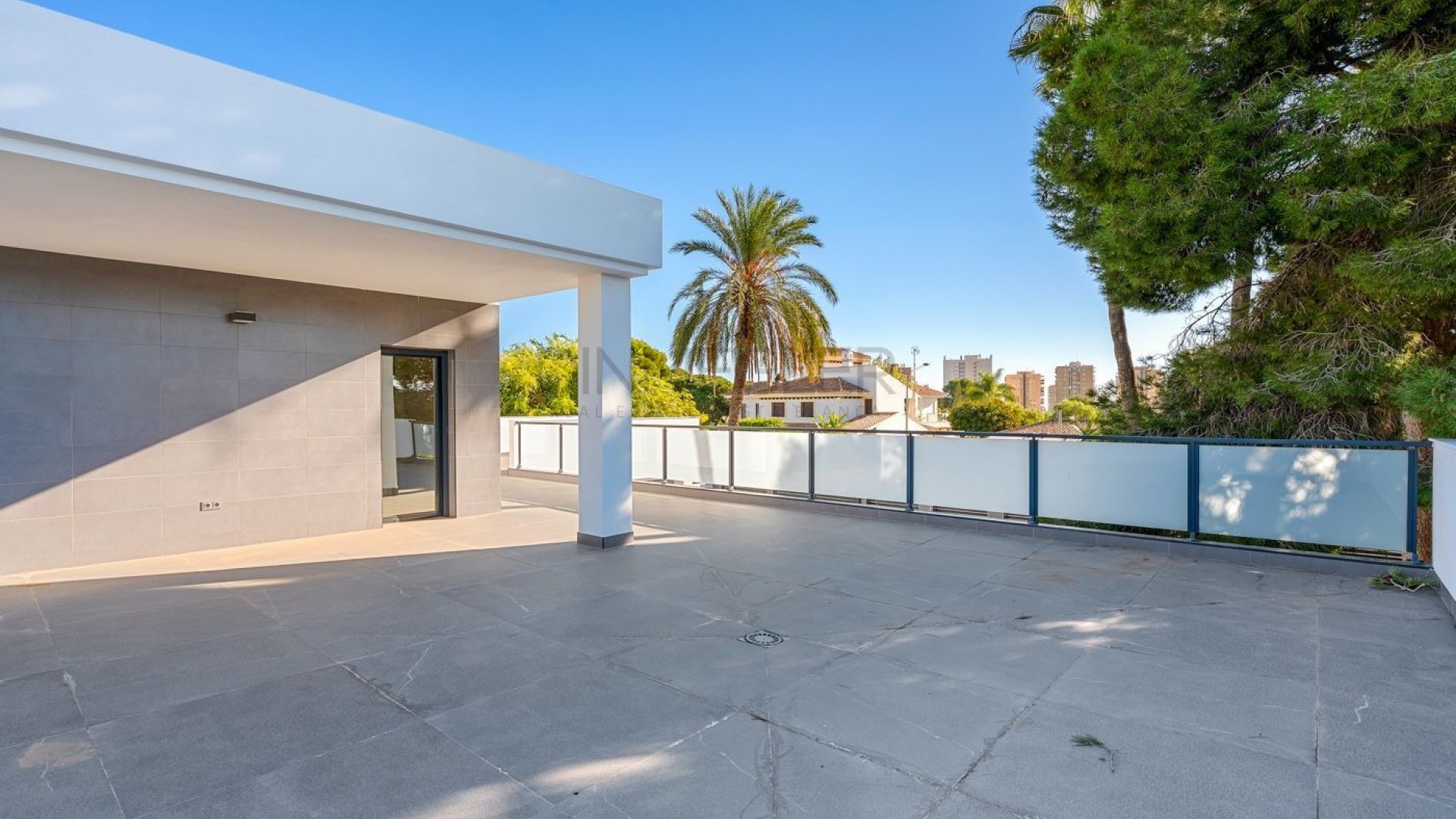 Videresalg - Fritliggende villa -
Orihuela Costa - Campoamor