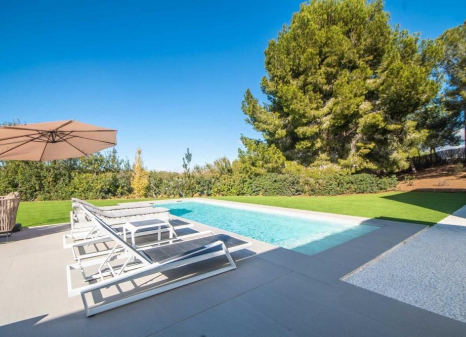 Videresalg - Fritliggende villa -
Orihuela Costa - Las Colinas Golf