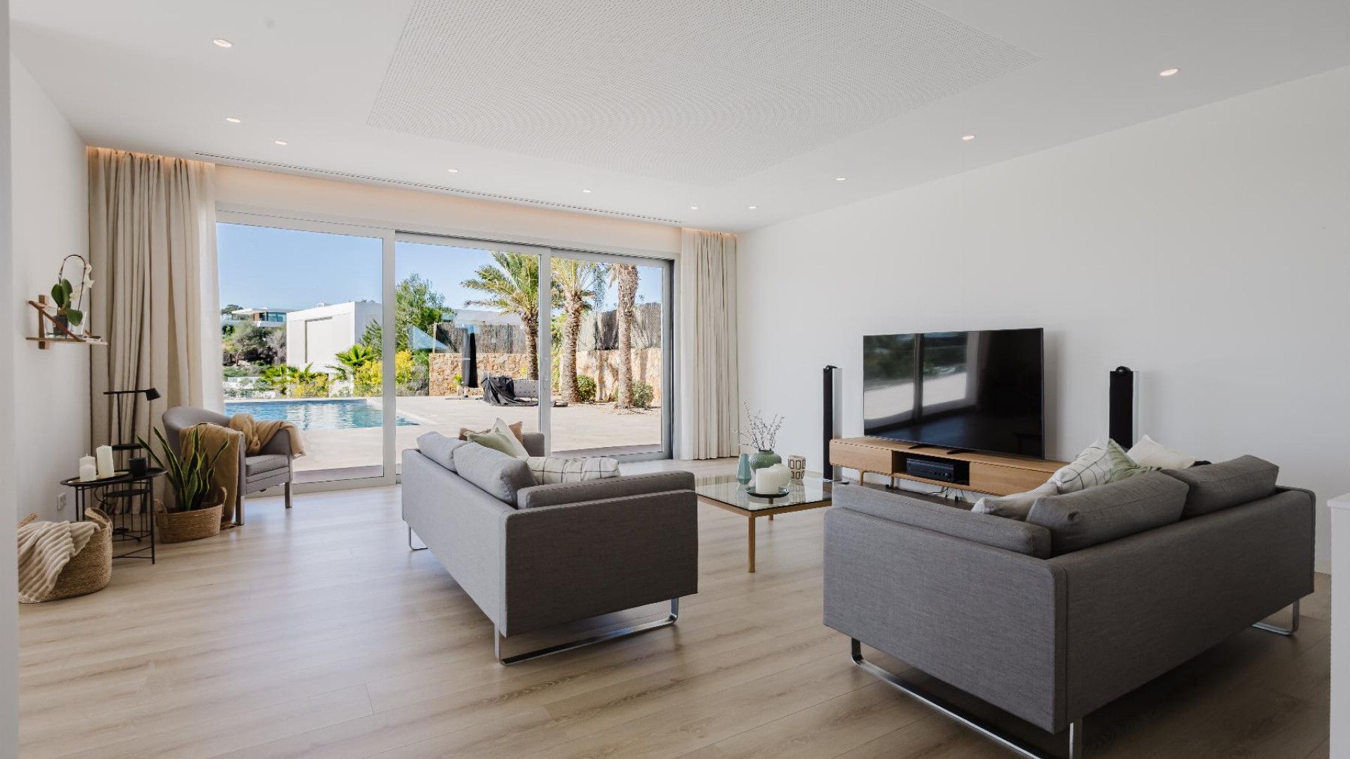 Videresalg - Fritliggende villa -
Orihuela Costa - Las Colinas Golf