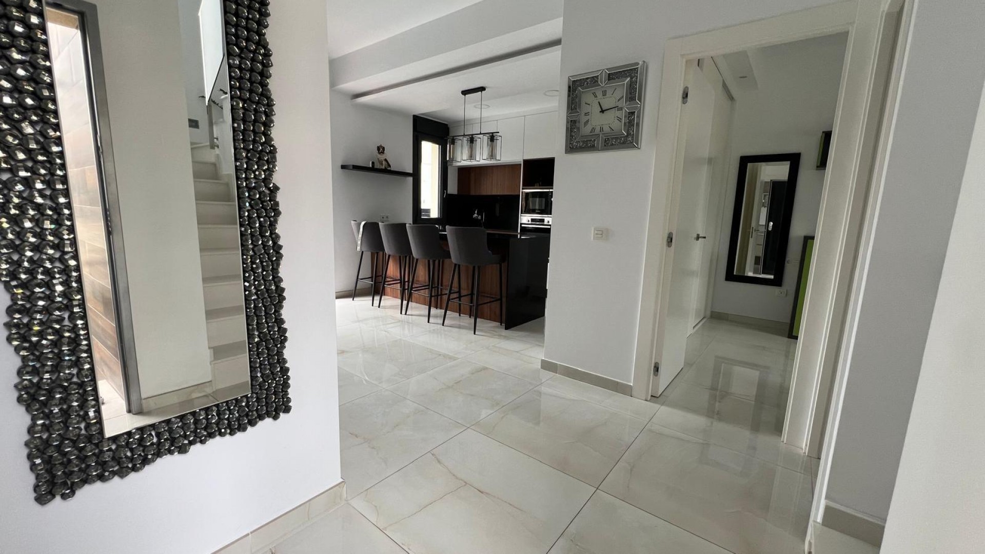 Videresalg - Fritliggende villa -
Orihuela Costa - Lomas de Cabo Roig