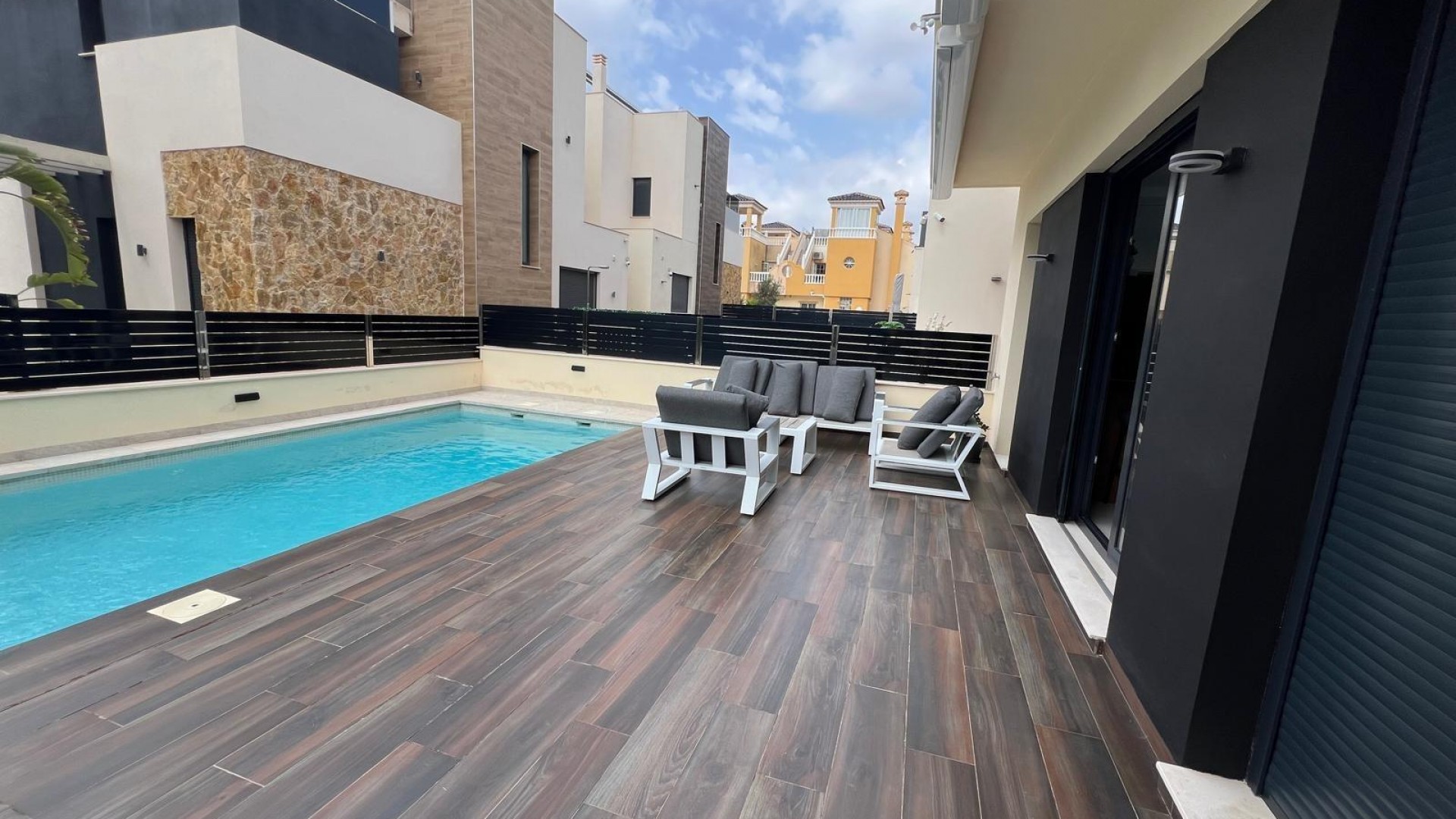 Videresalg - Fritliggende villa -
Orihuela Costa - Lomas de Cabo Roig