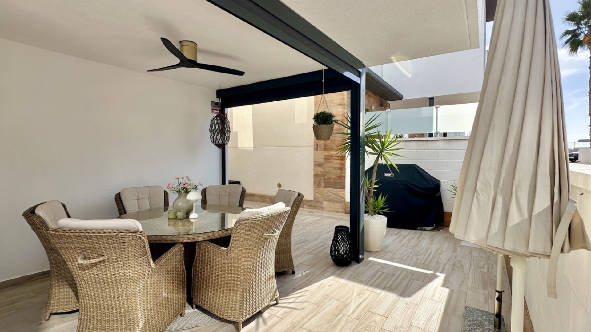 Videresalg - Fritliggende villa -
Orihuela Costa - Lomas de Cabo Roig