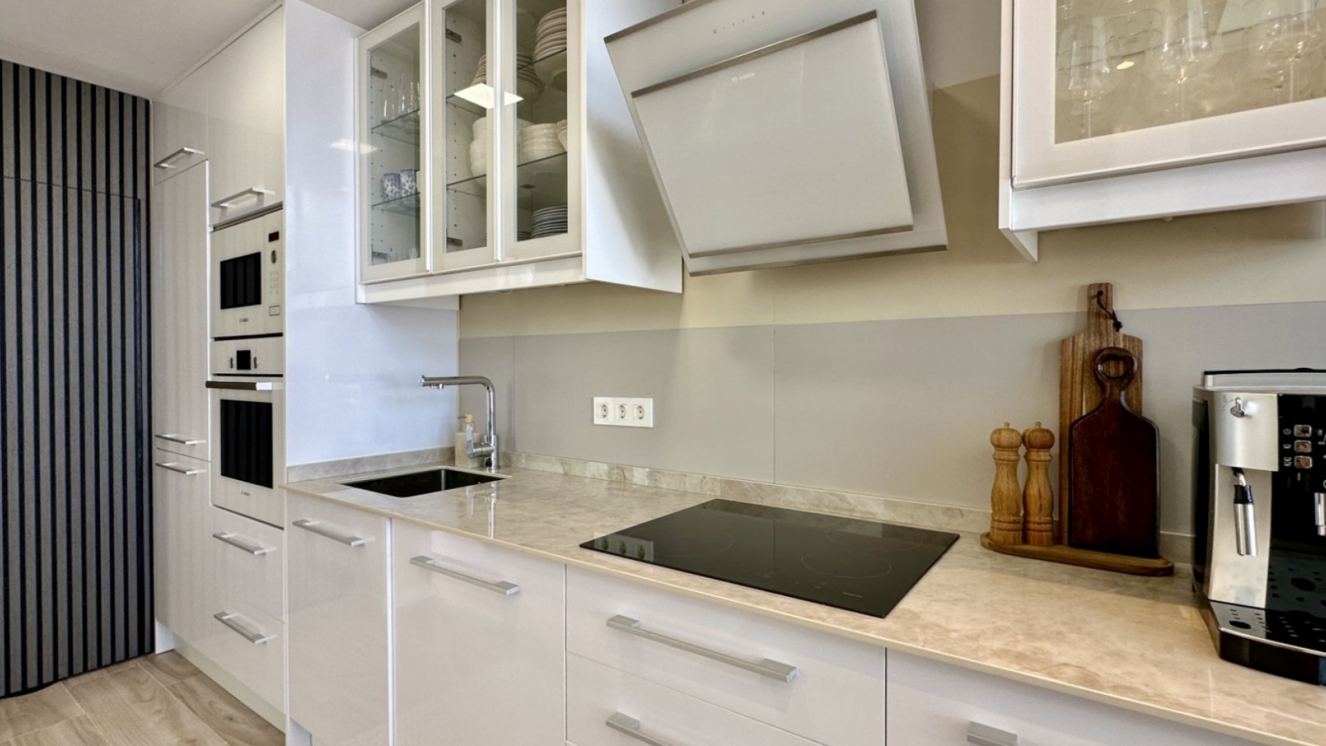 Videresalg - Fritliggende villa -
Orihuela Costa - Lomas de Cabo Roig