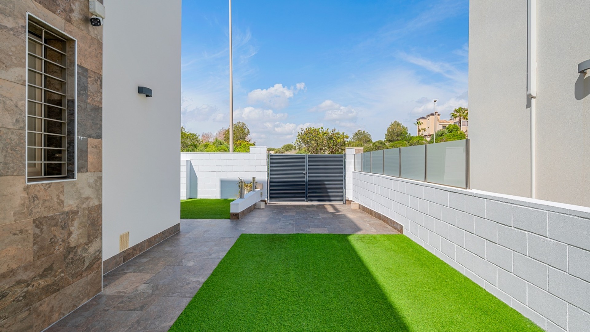 Videresalg - Fritliggende villa -
Orihuela Costa - Pau 8*