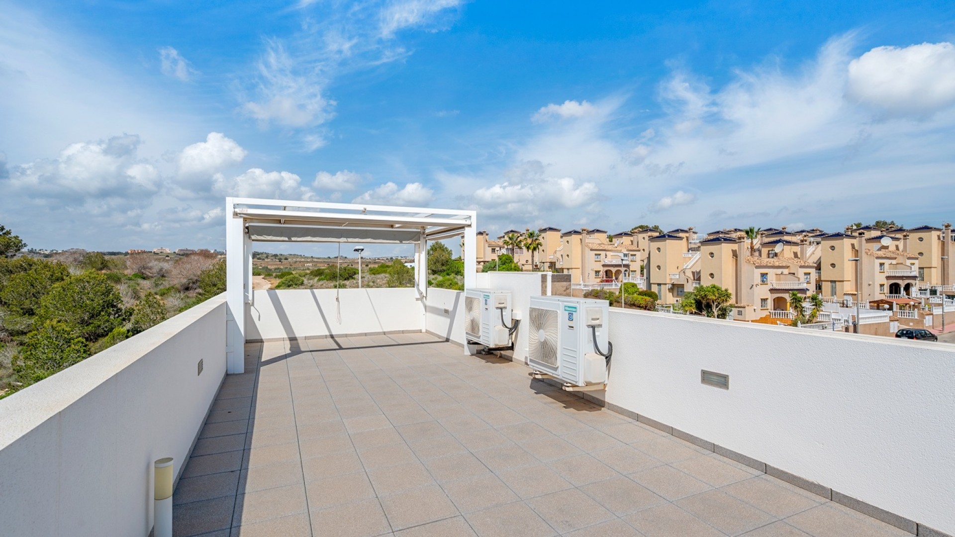 Videresalg - Fritliggende villa -
Orihuela Costa - Pau 8*