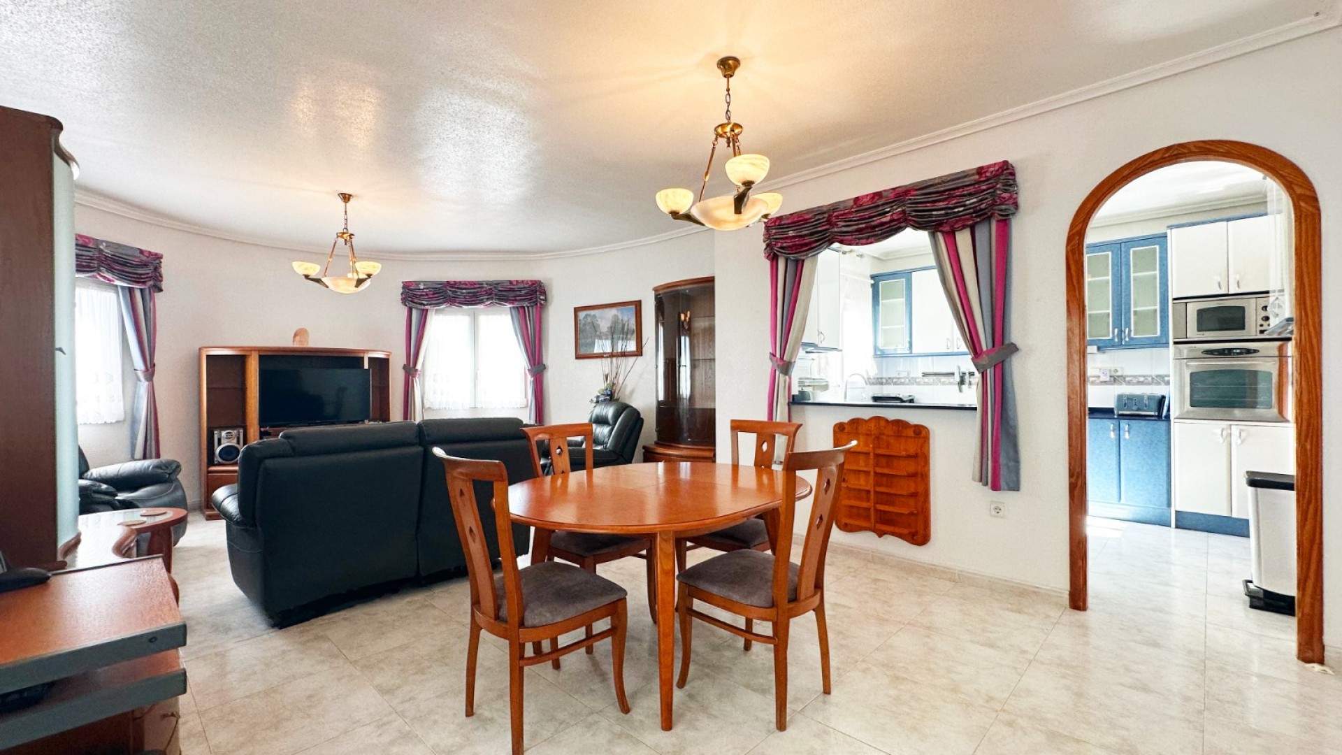 Videresalg - Fritliggende villa -
Orihuela Costa - Playa Flamenca