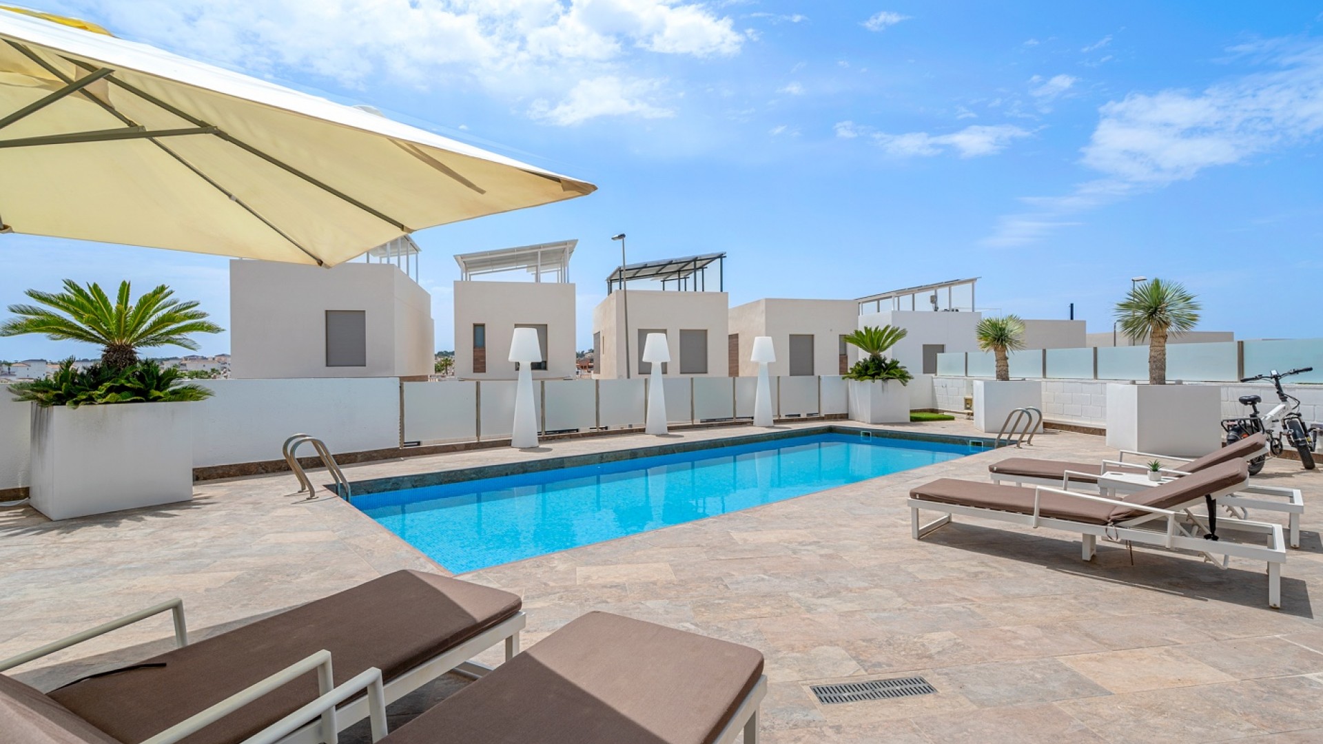 Videresalg - Fritliggende villa -
Orihuela Costa - Villamartín