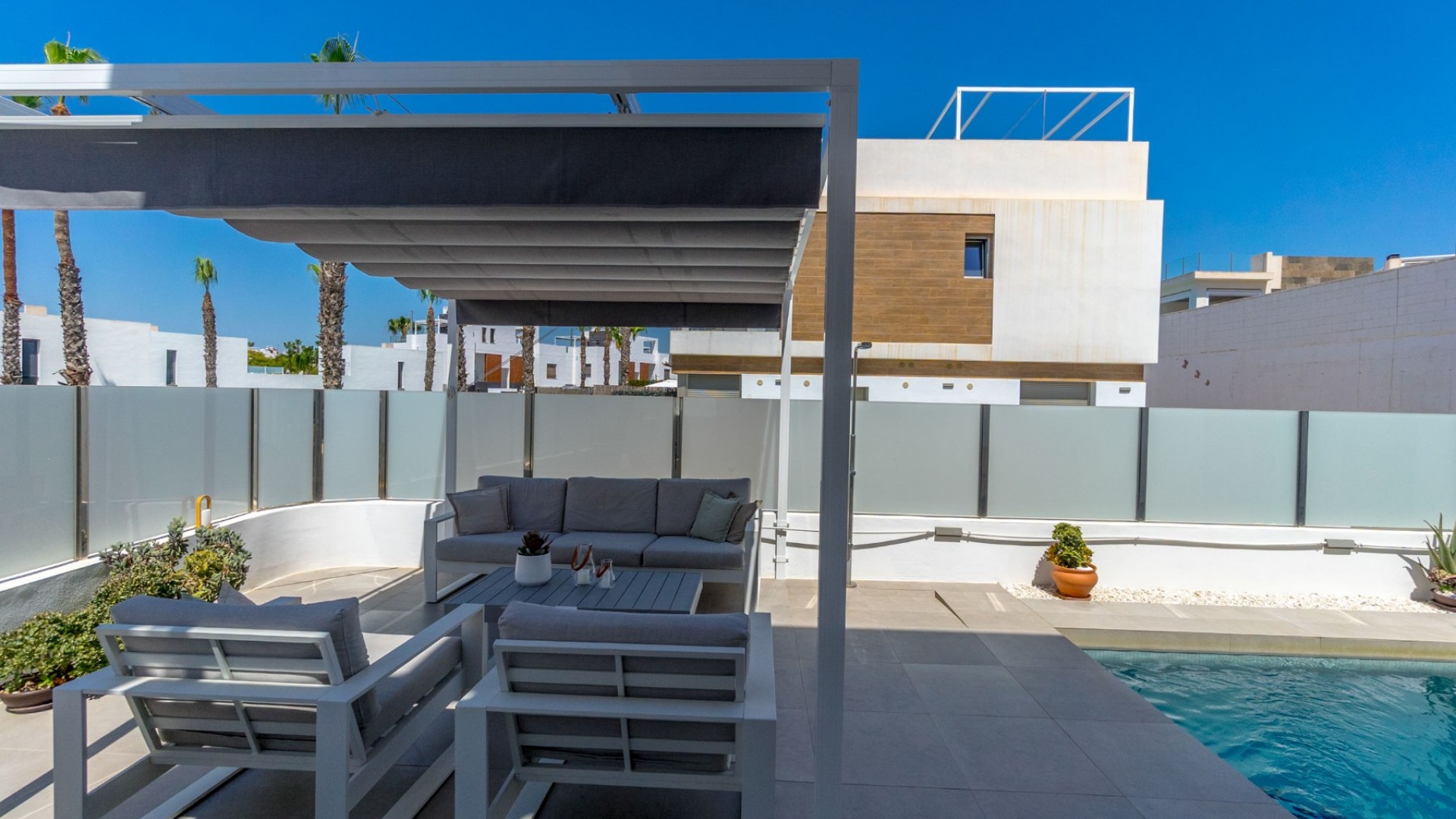 Videresalg - Fritliggende villa -
Orihuela Costa - Villamartín