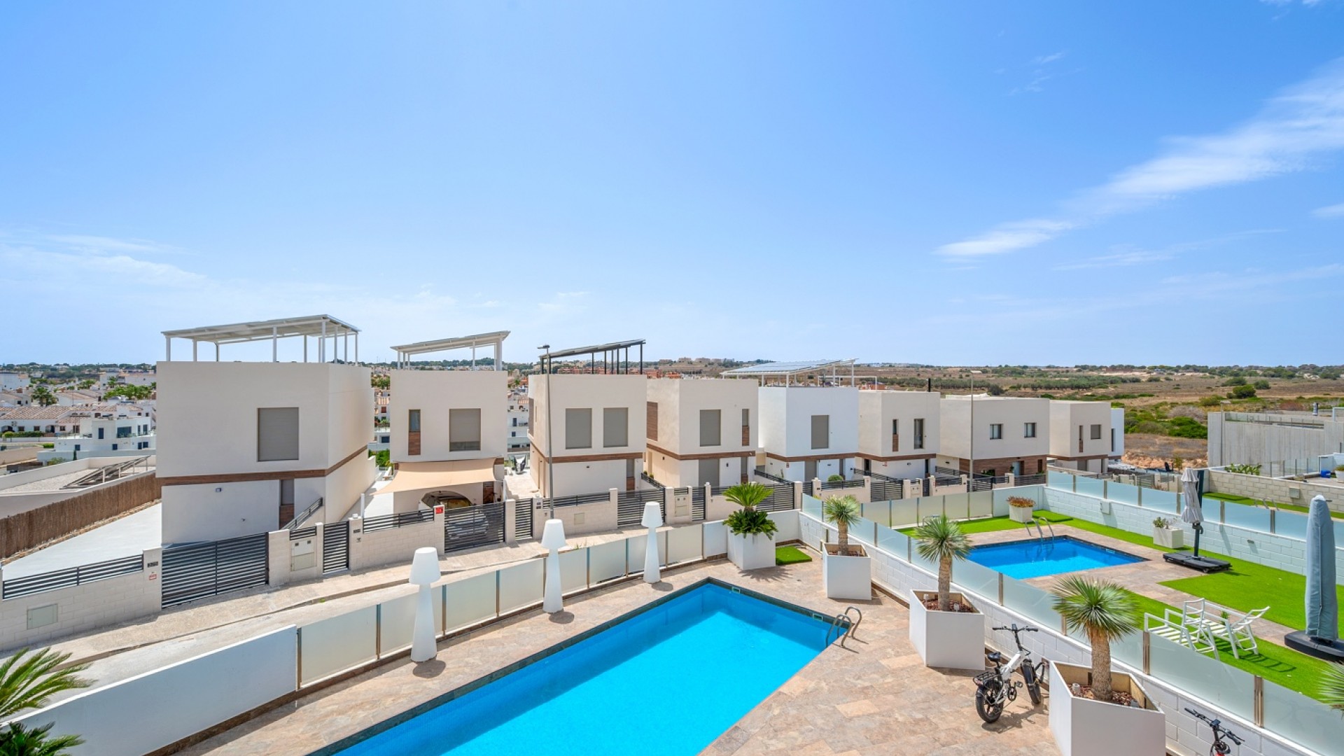 Videresalg - Fritliggende villa -
Orihuela Costa - Villamartín