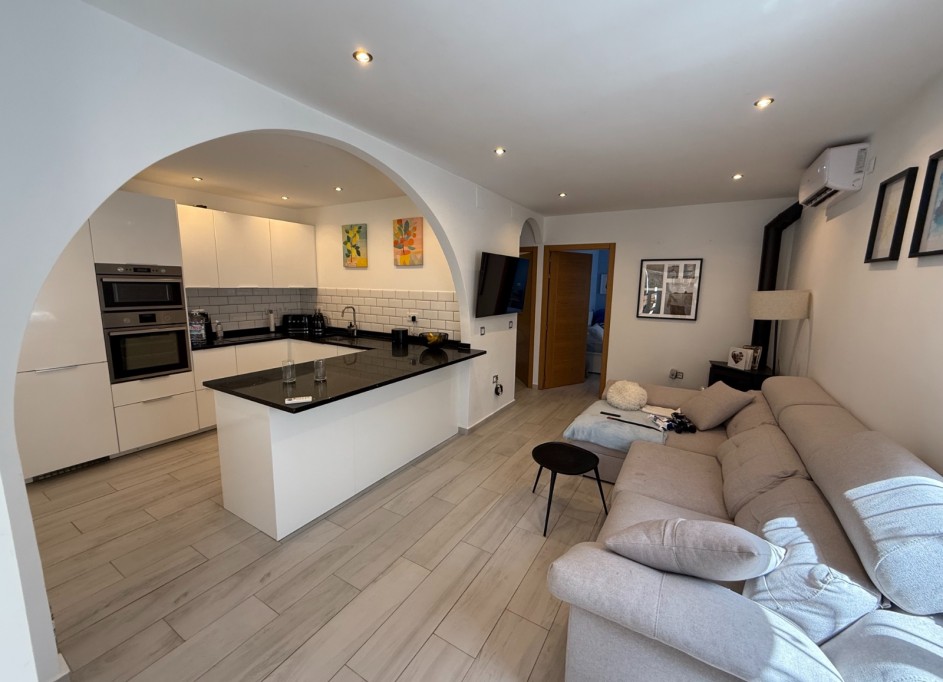 Videresalg - Fritliggende villa -
Orihuela Costa - Villamartín