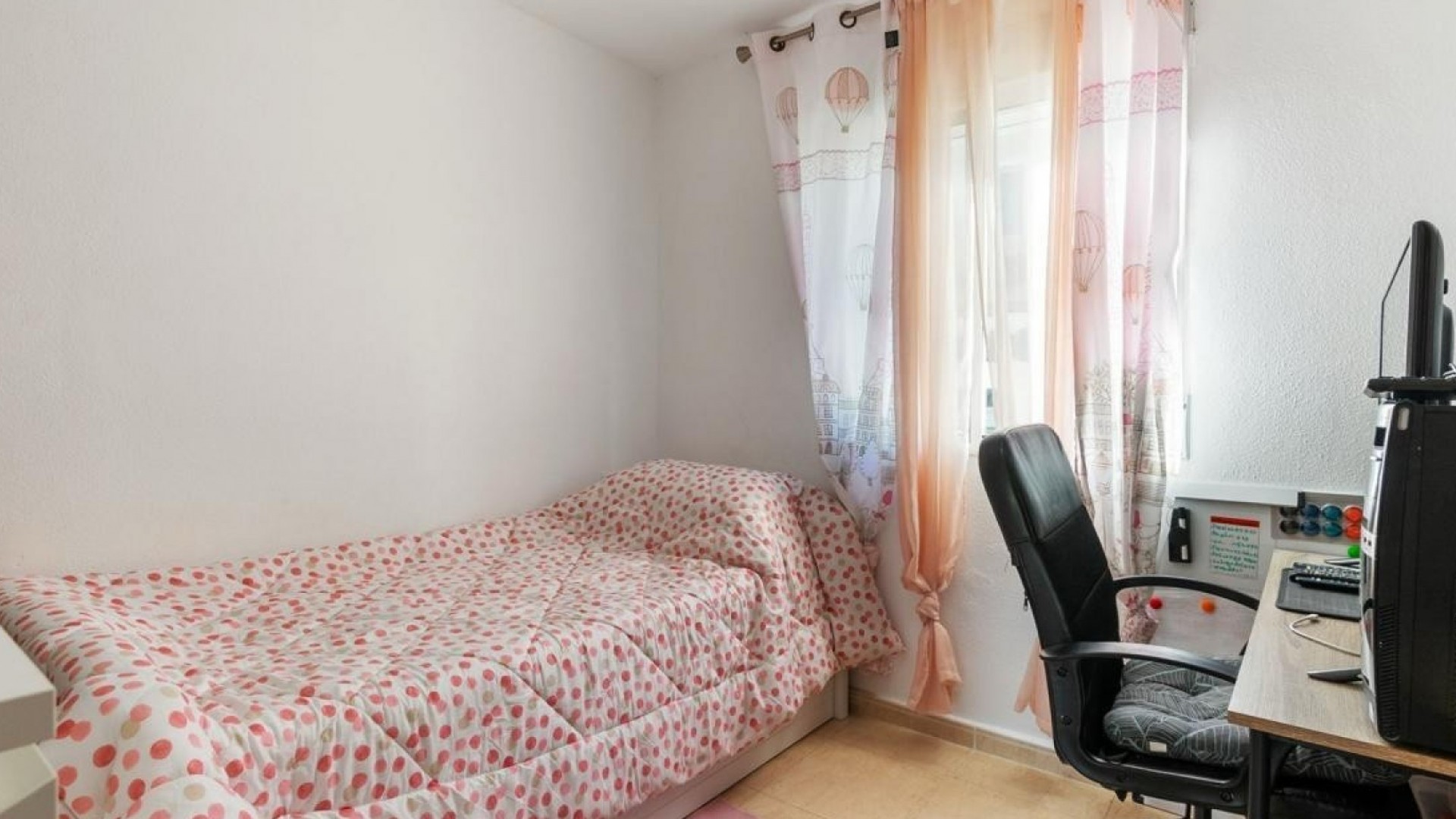 Videresalg - Fritliggende villa -
Orihuela Costa - Villamartín