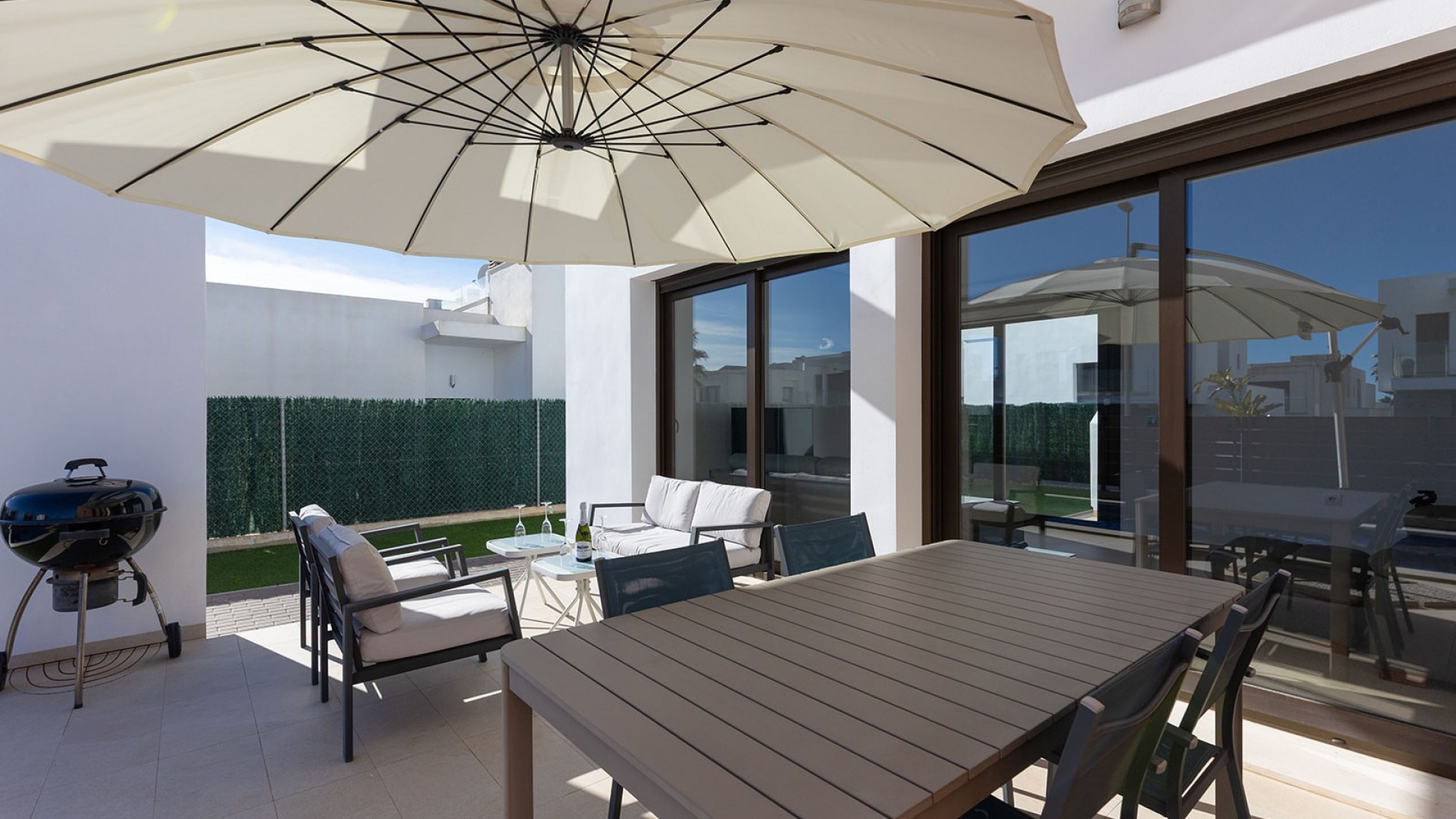 Videresalg - Fritliggende villa -
Orihuela Costa - Vistabella Golf