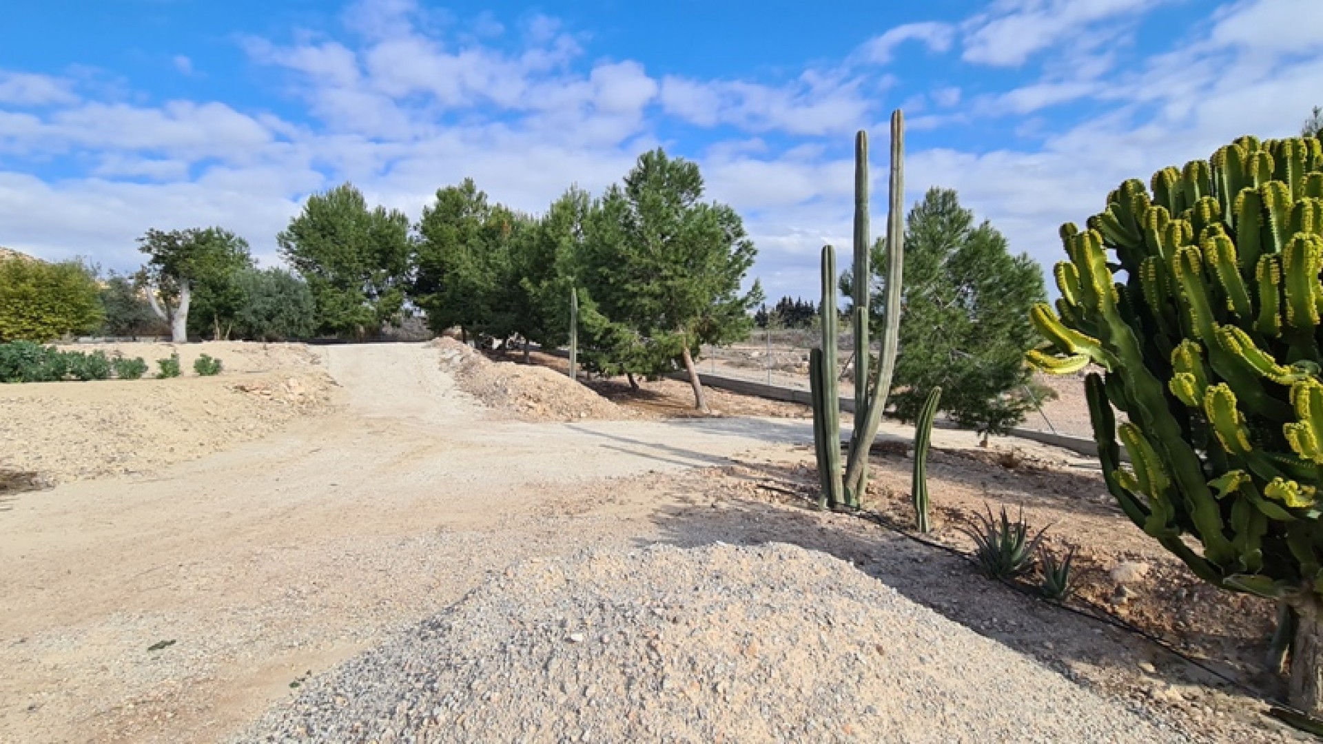 Videresalg - Fritliggende villa -
Orihuela - La Matanza