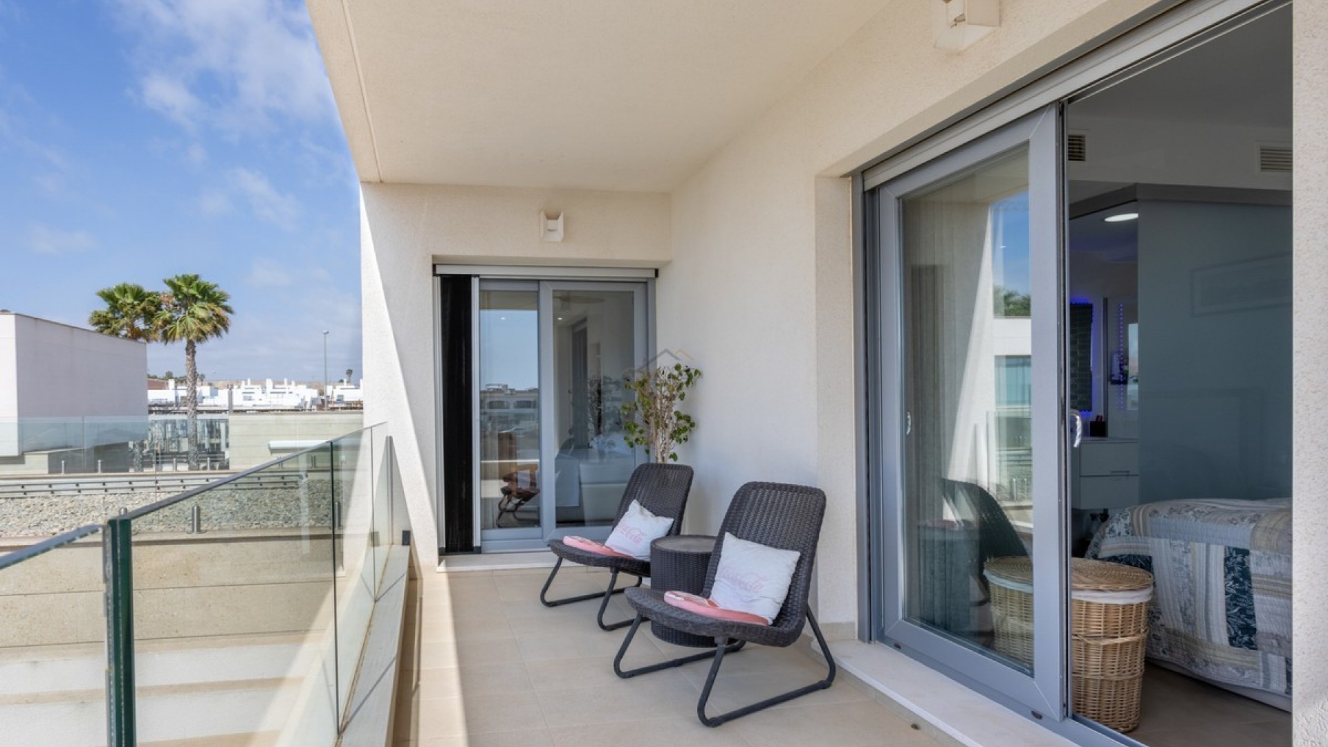 Videresalg - Fritliggende villa -
Orihuela - Vistabella Golf