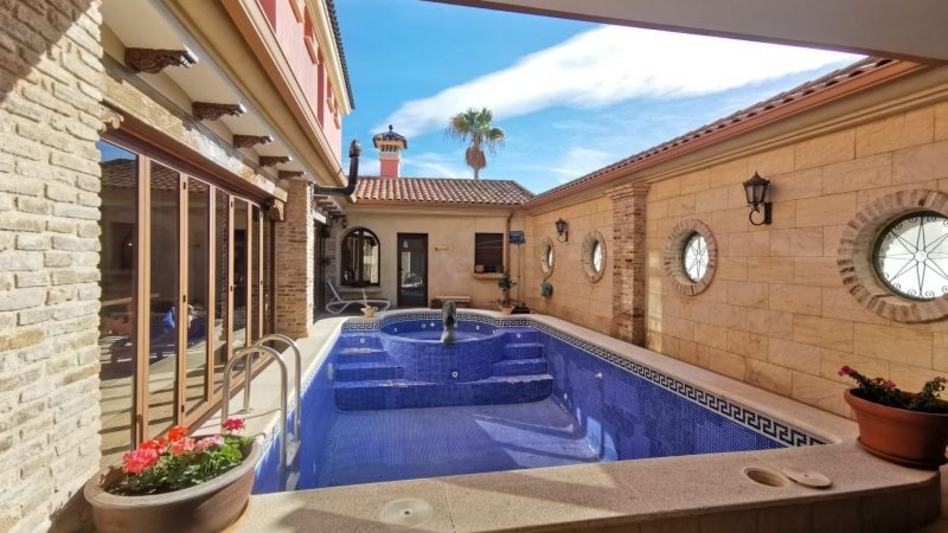 Videresalg - Fritliggende villa -
Orihuela