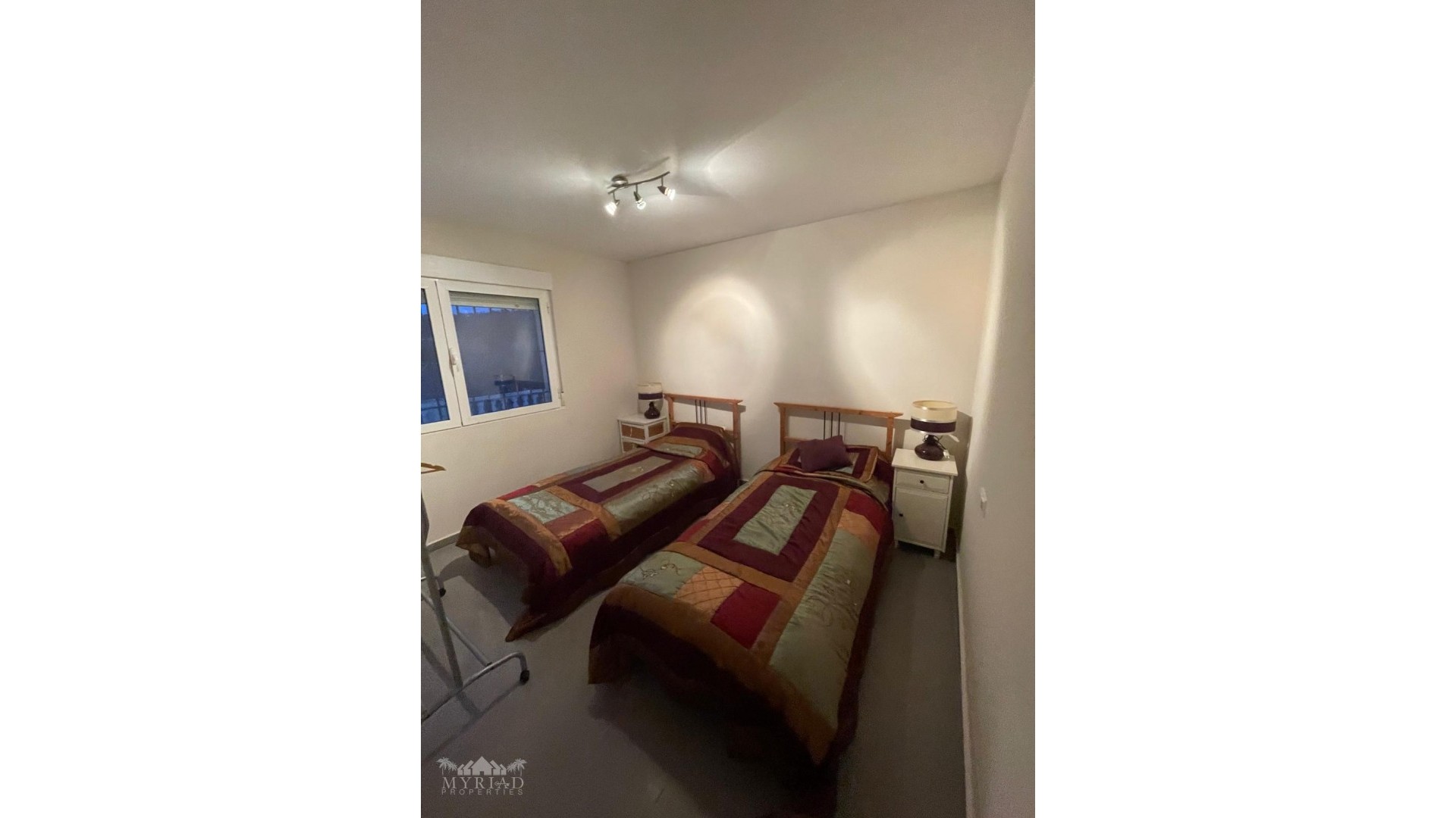 Videresalg - Fritliggende villa -
Pinoso - Pinoso Alicante