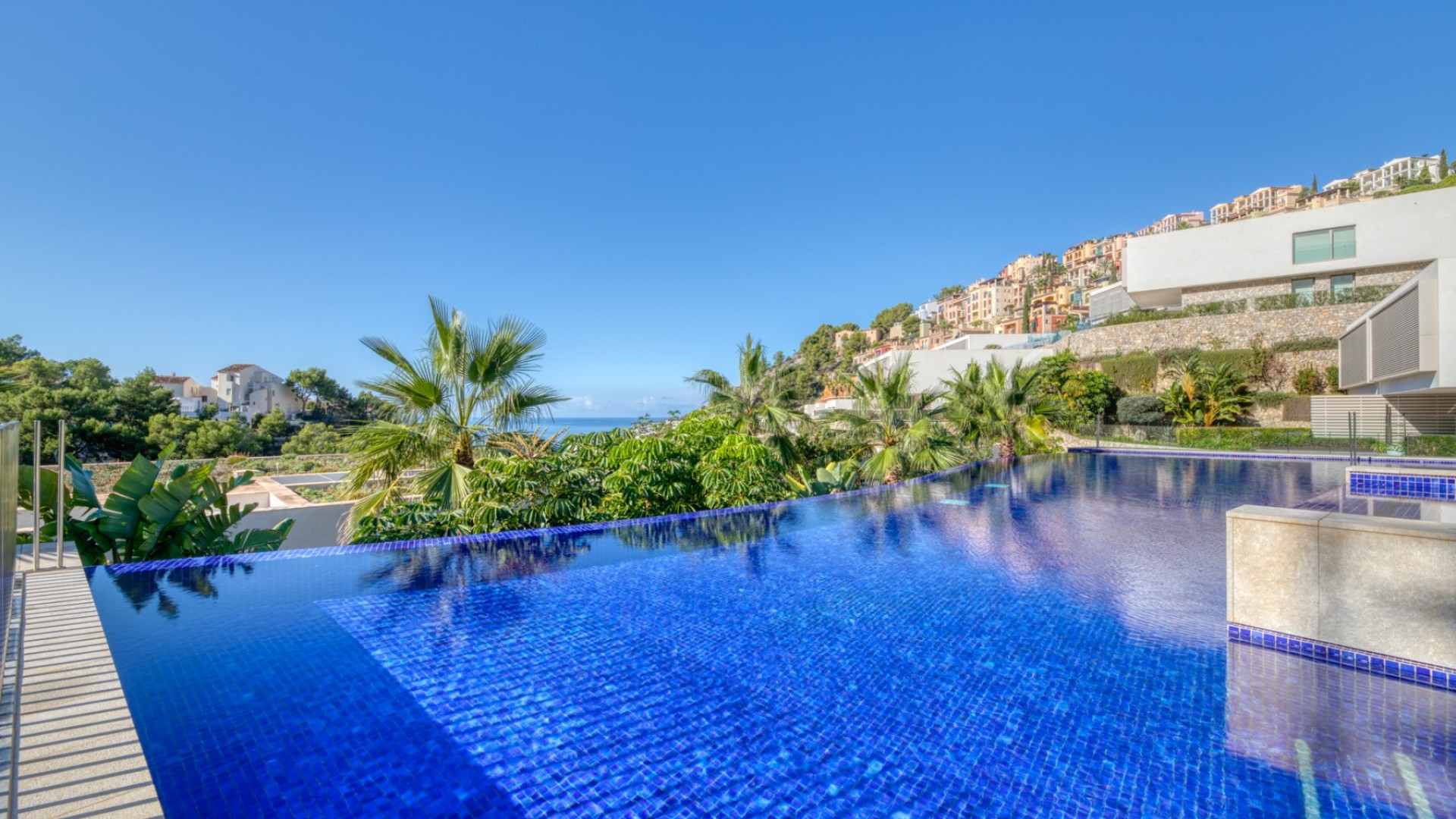 Videresalg - Fritliggende villa -
Port d'Andratx - Andratx