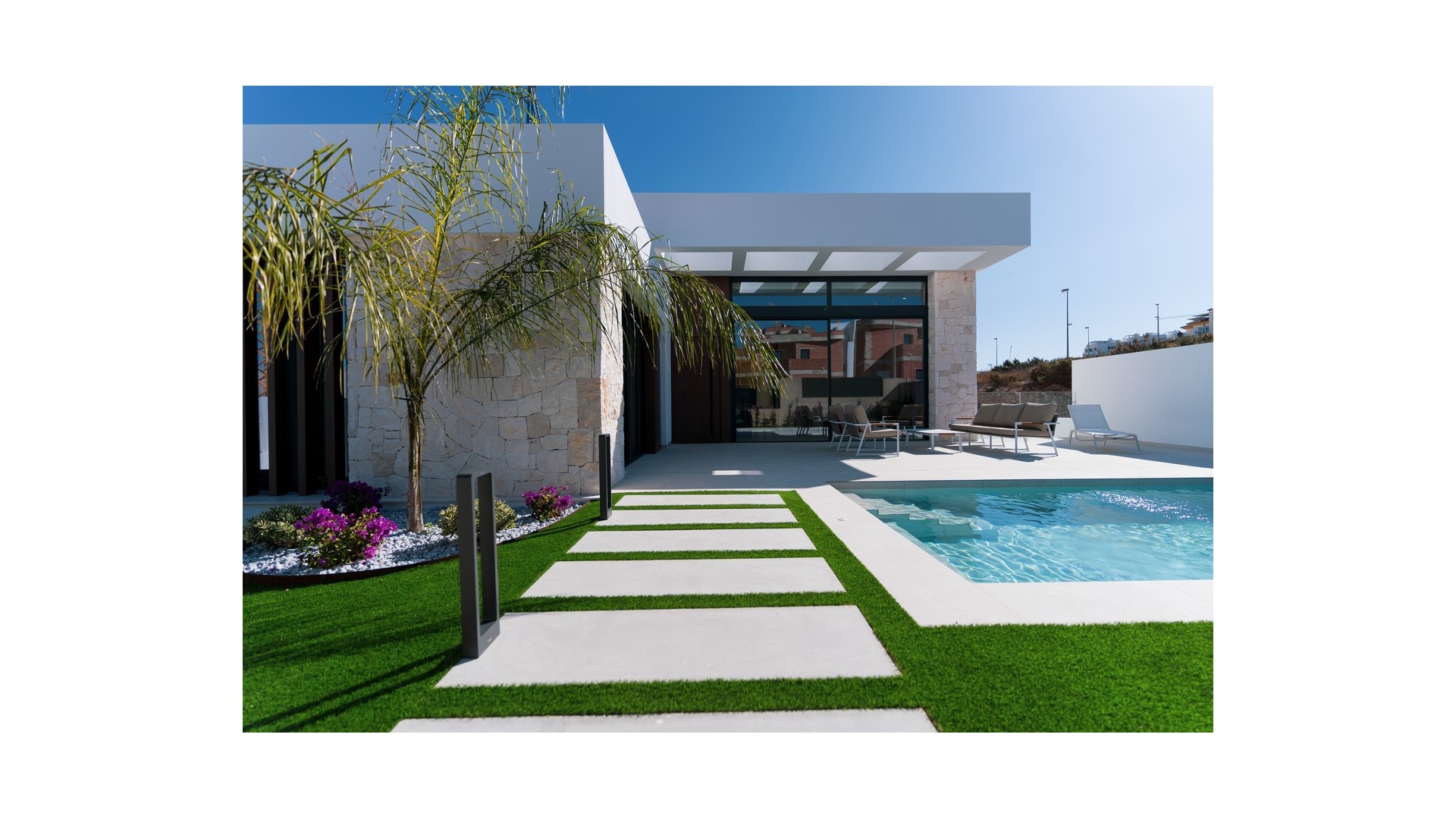 Videresalg - Fritliggende villa -
Rojales